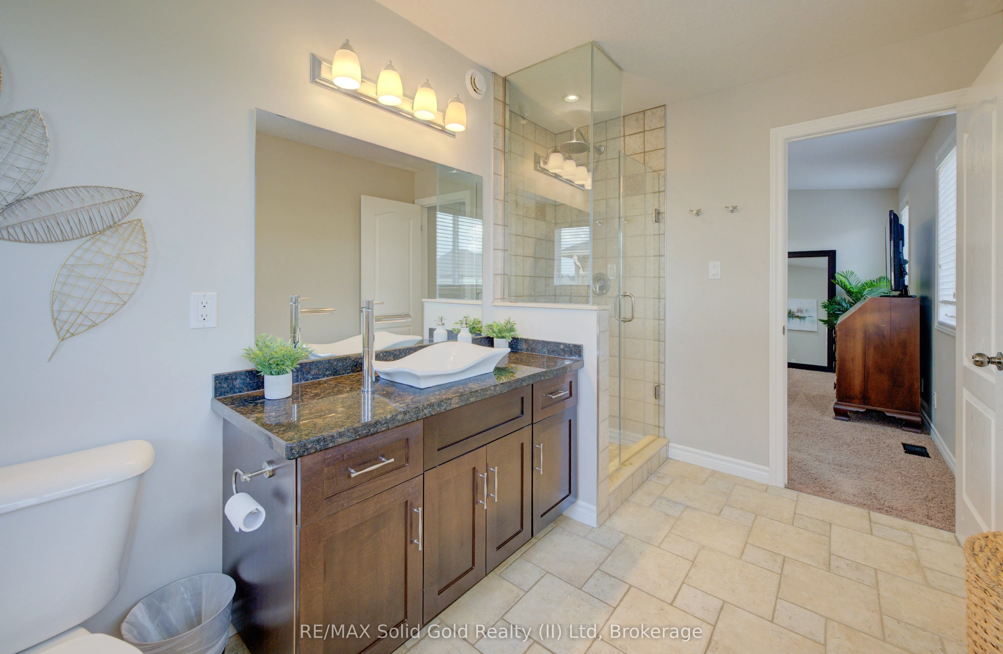 53 Isaac Shantz Drive