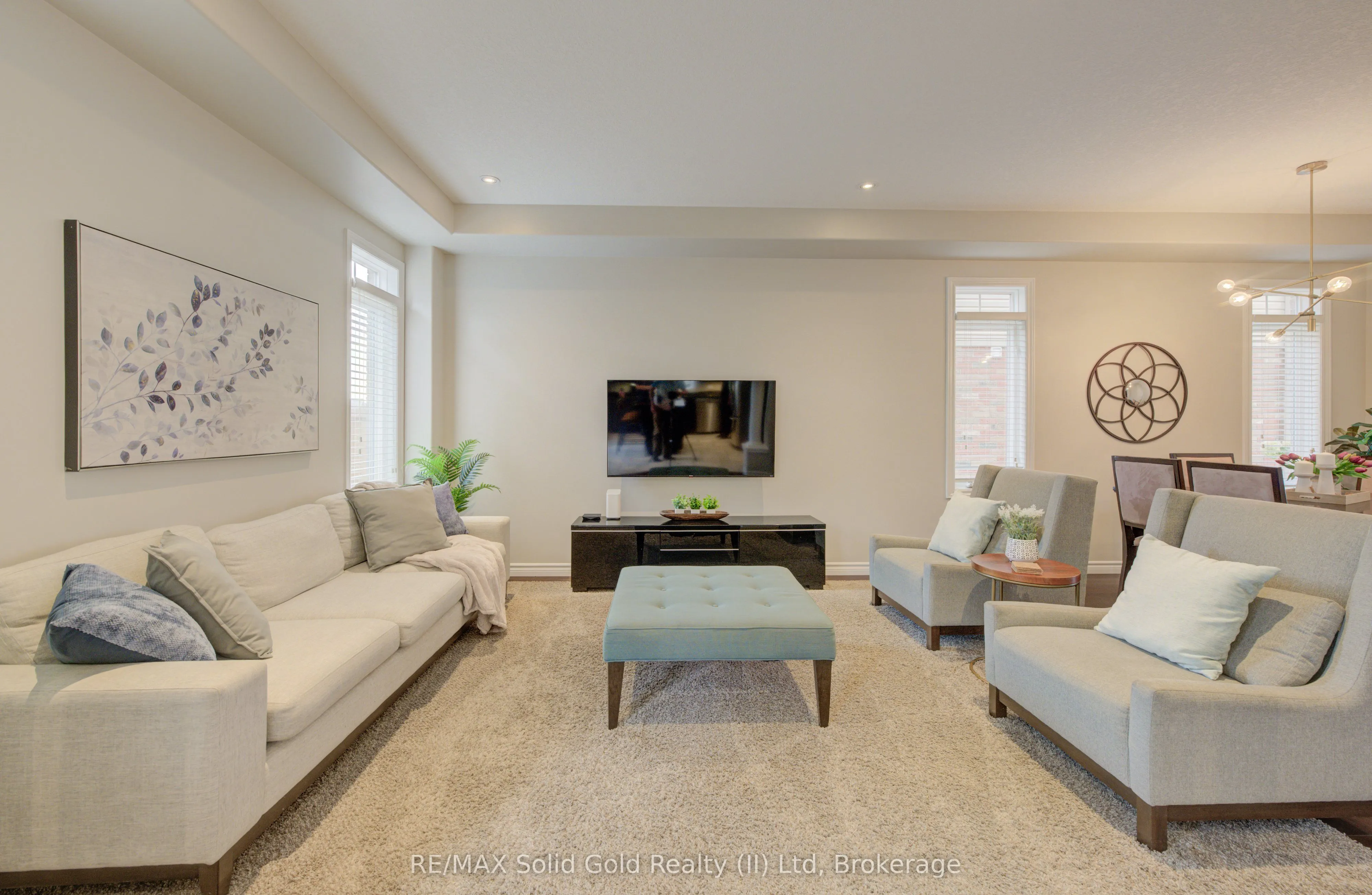 53 Isaac Shantz Drive