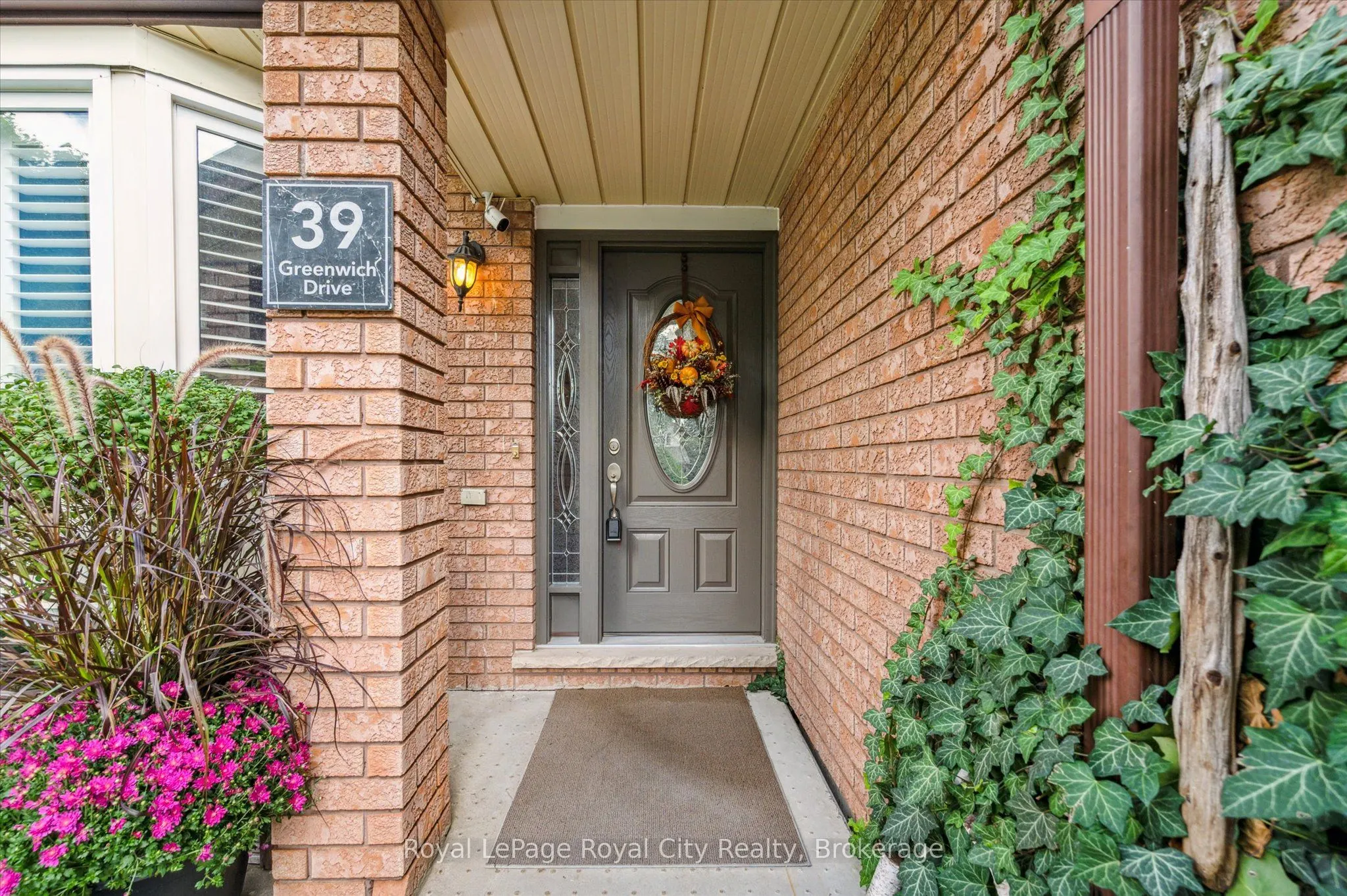 39 Greenwich Drive
