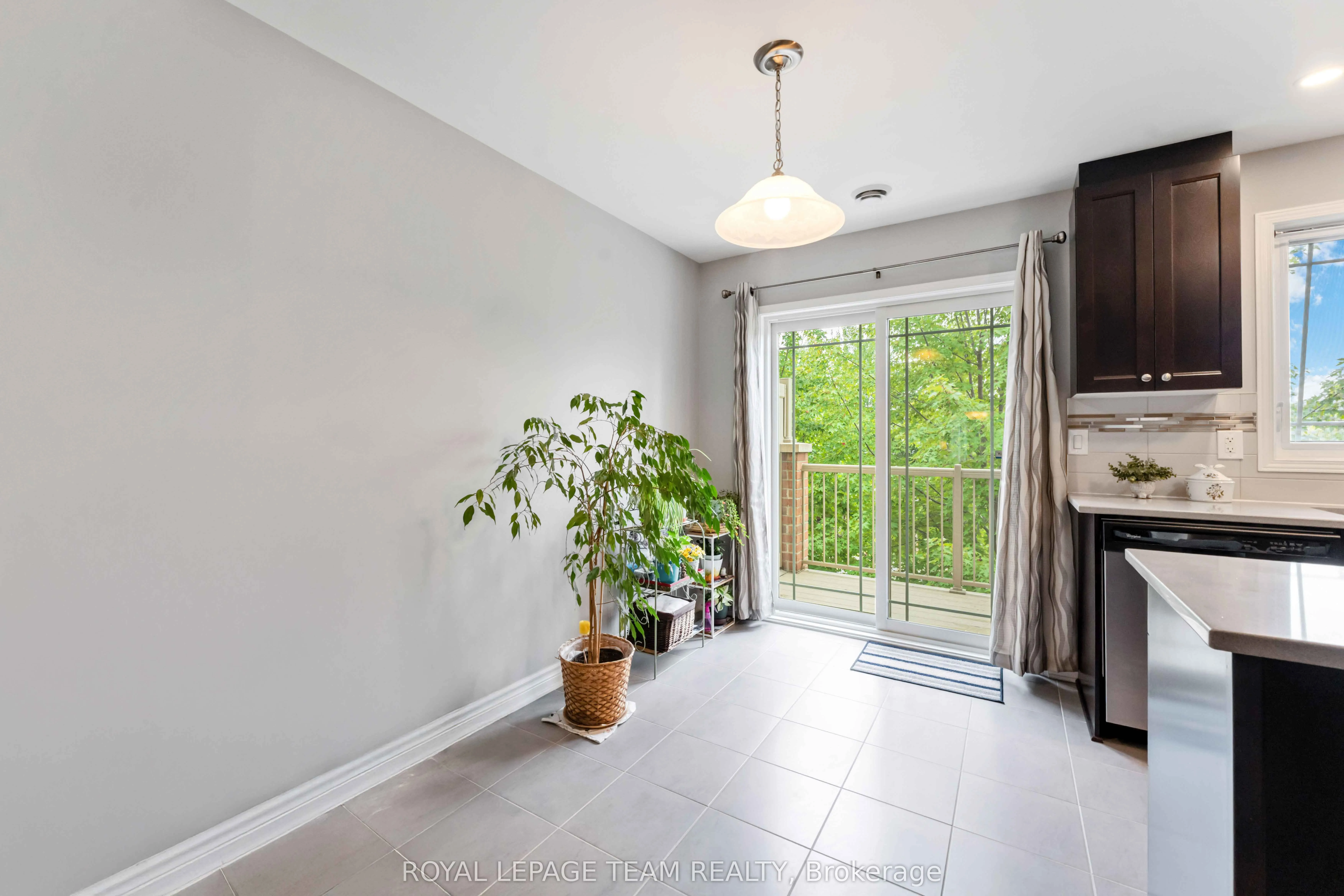 422 Leboutillier Avenue, #73