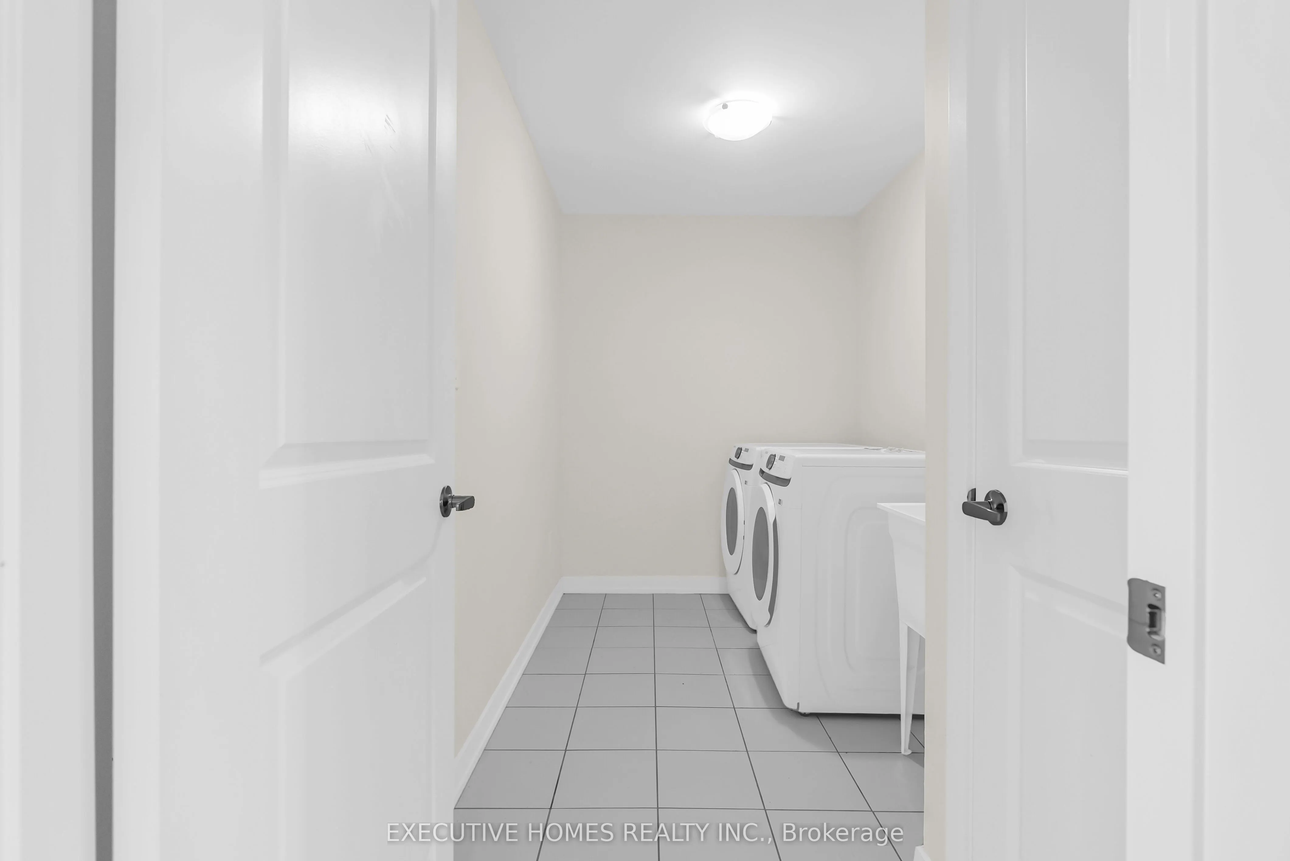170 Lilac Circle