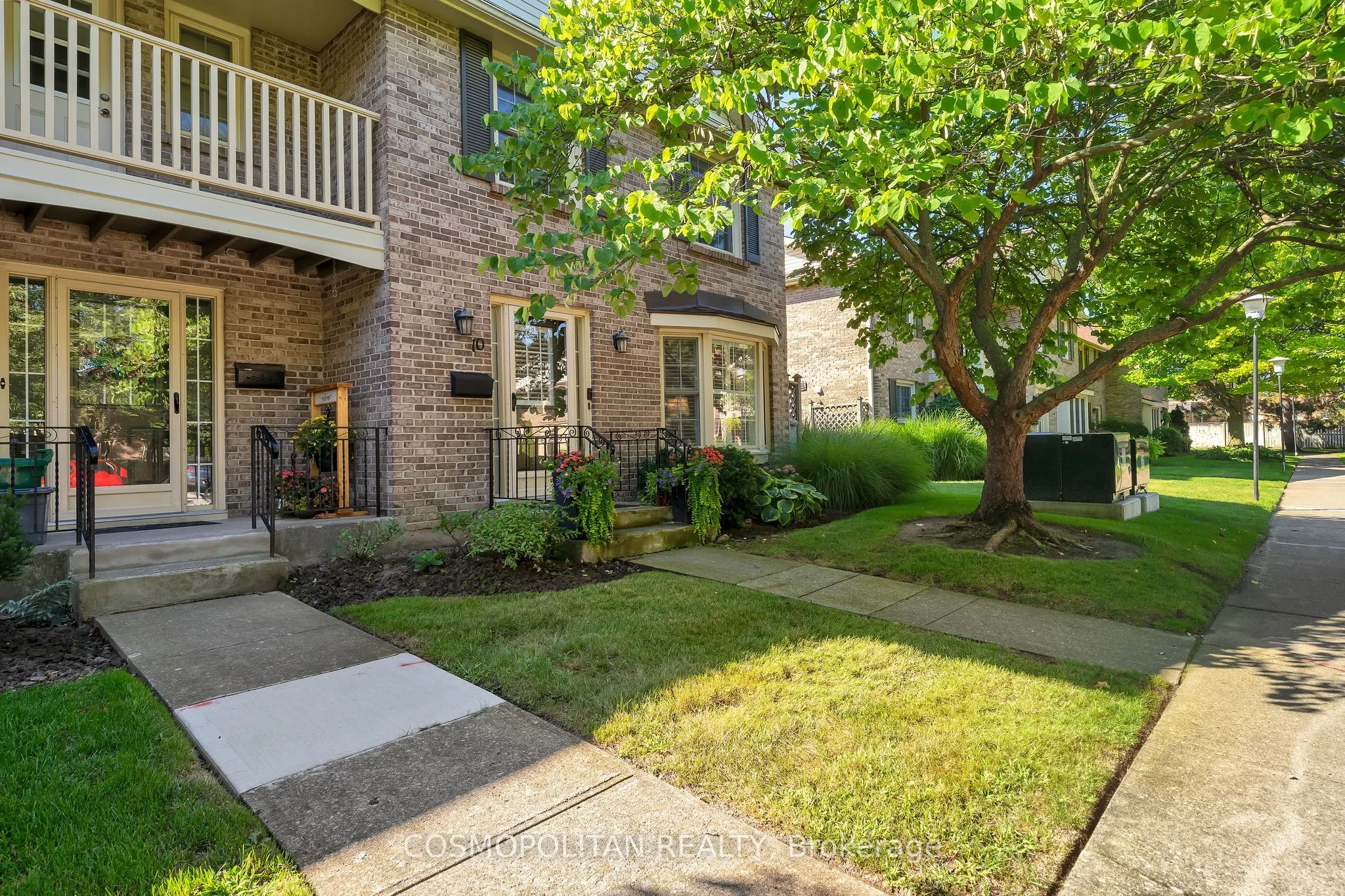 409 Vine Street, #10
