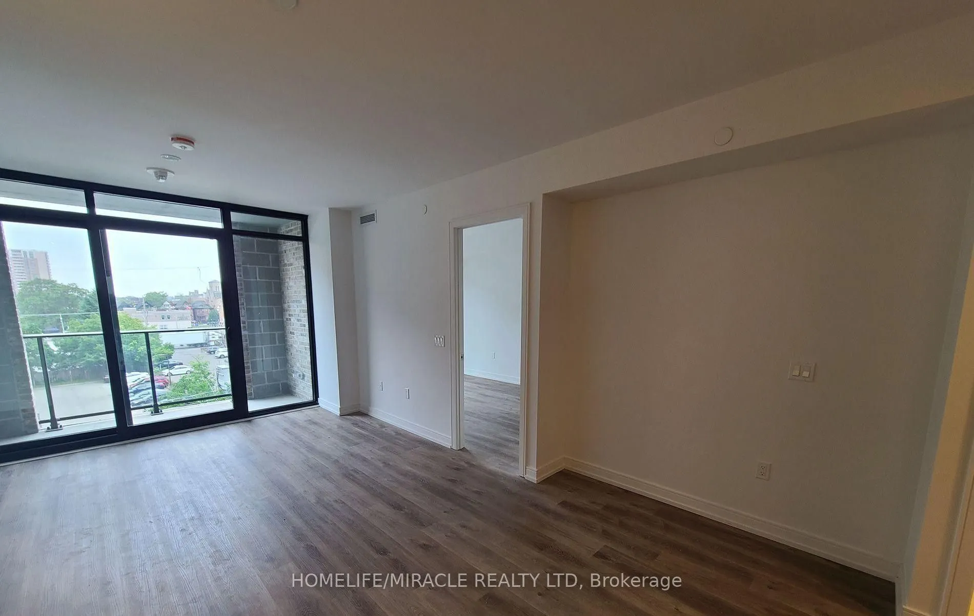 1 Jarvis Street, #427