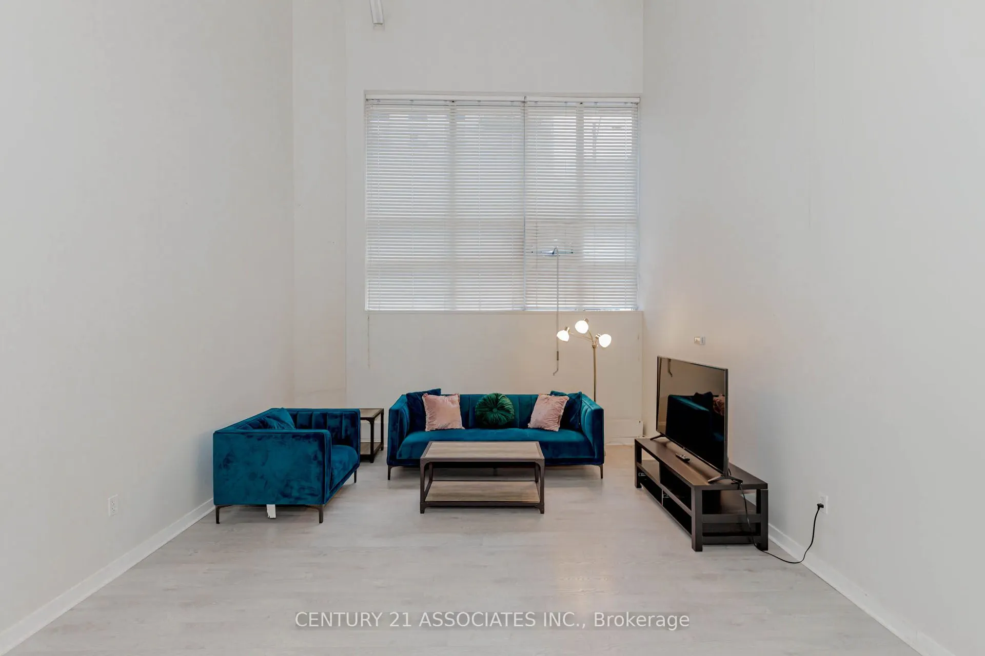 66 Bay Street S, #107
