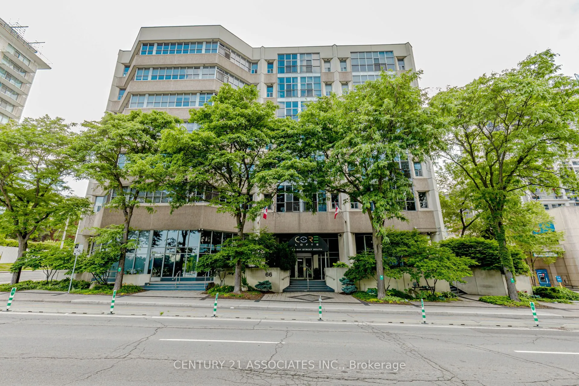 66 Bay Street S, #107