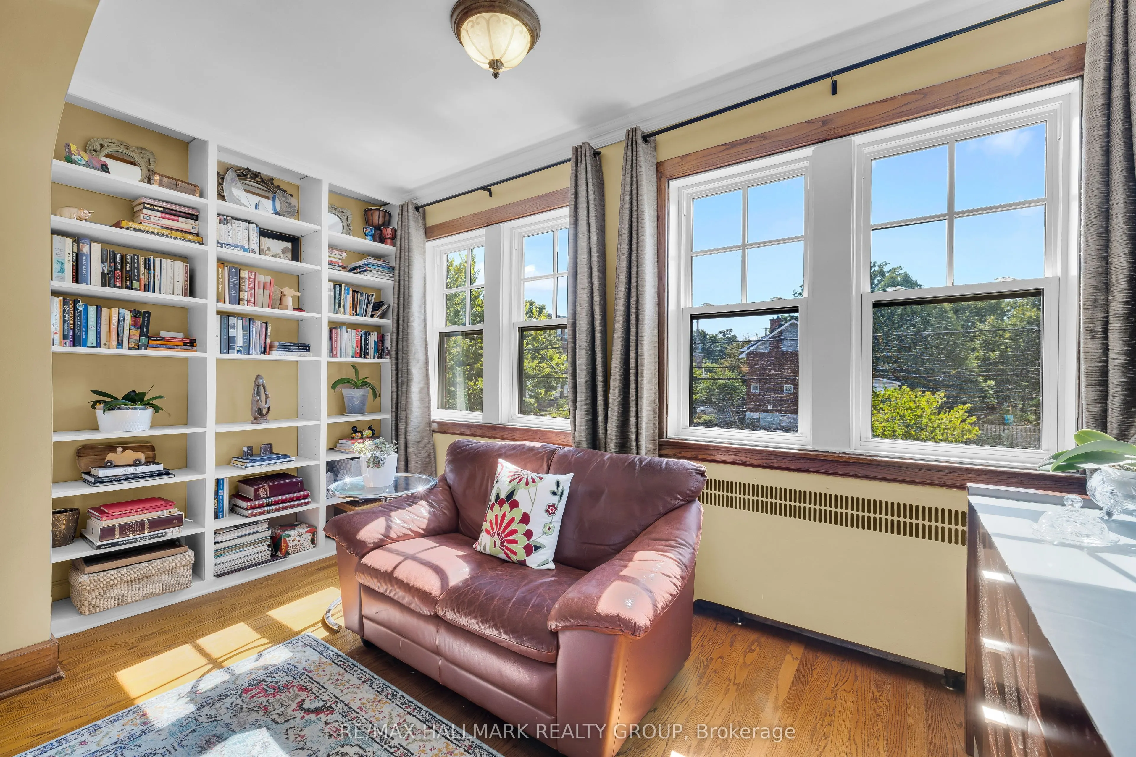 1 Iona Street