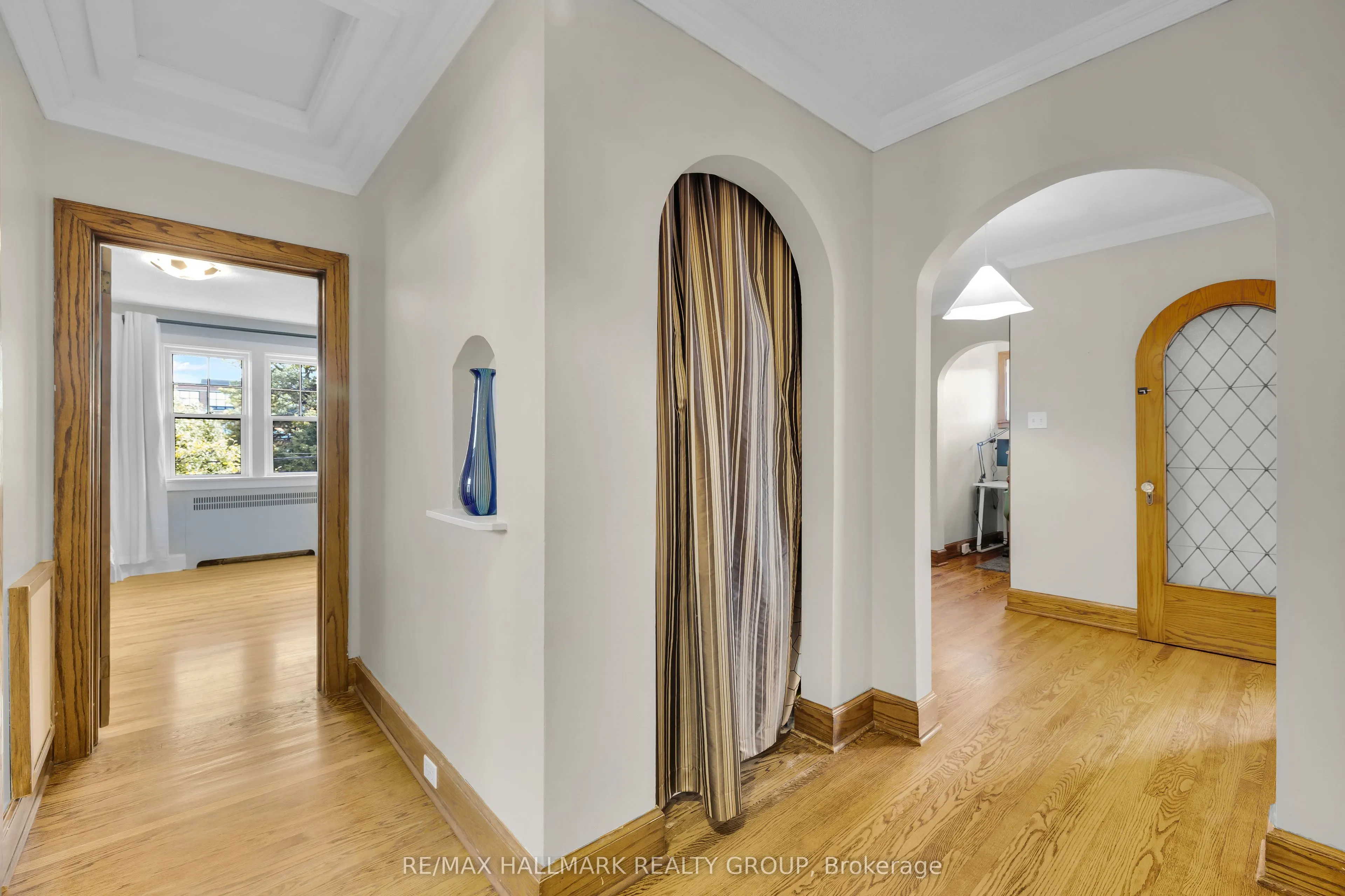 1 Iona Street