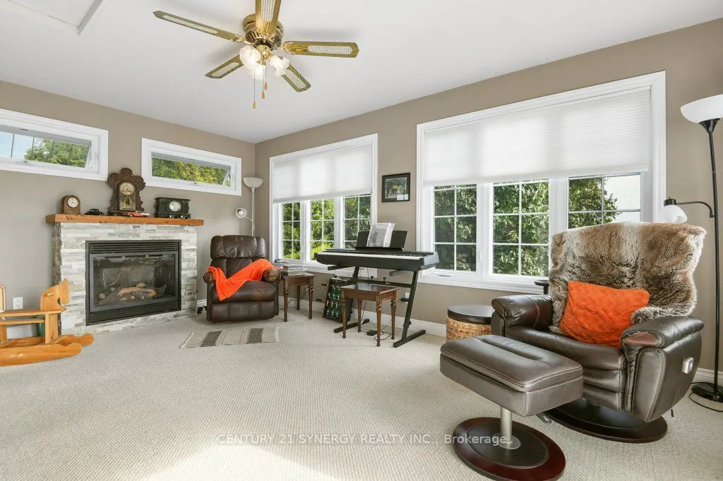 2502 Diamondview Road