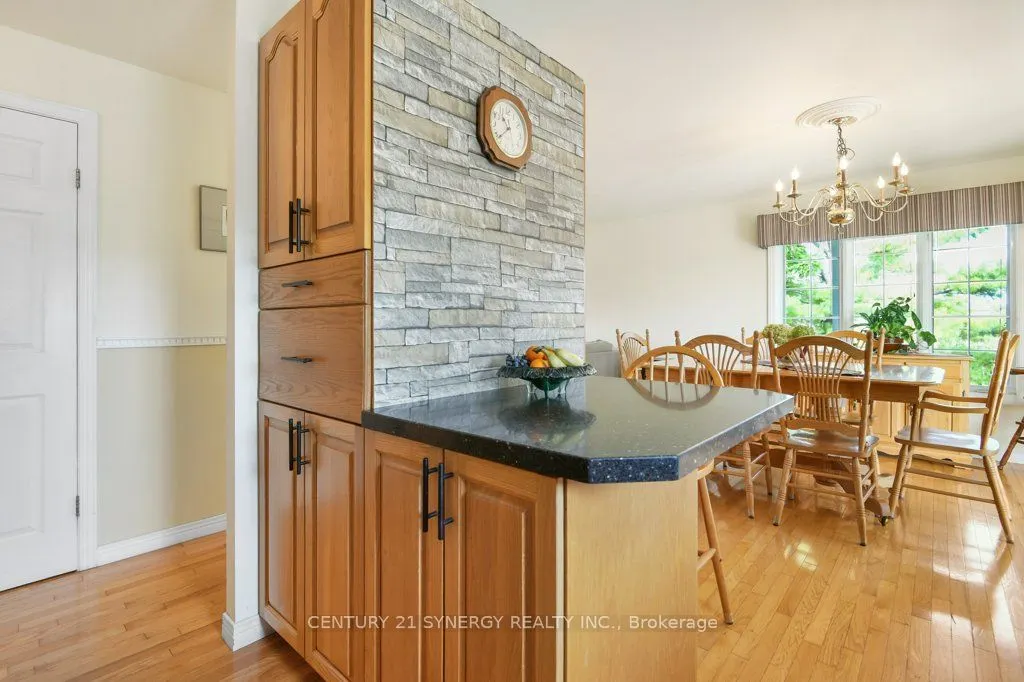 2502 Diamondview Road