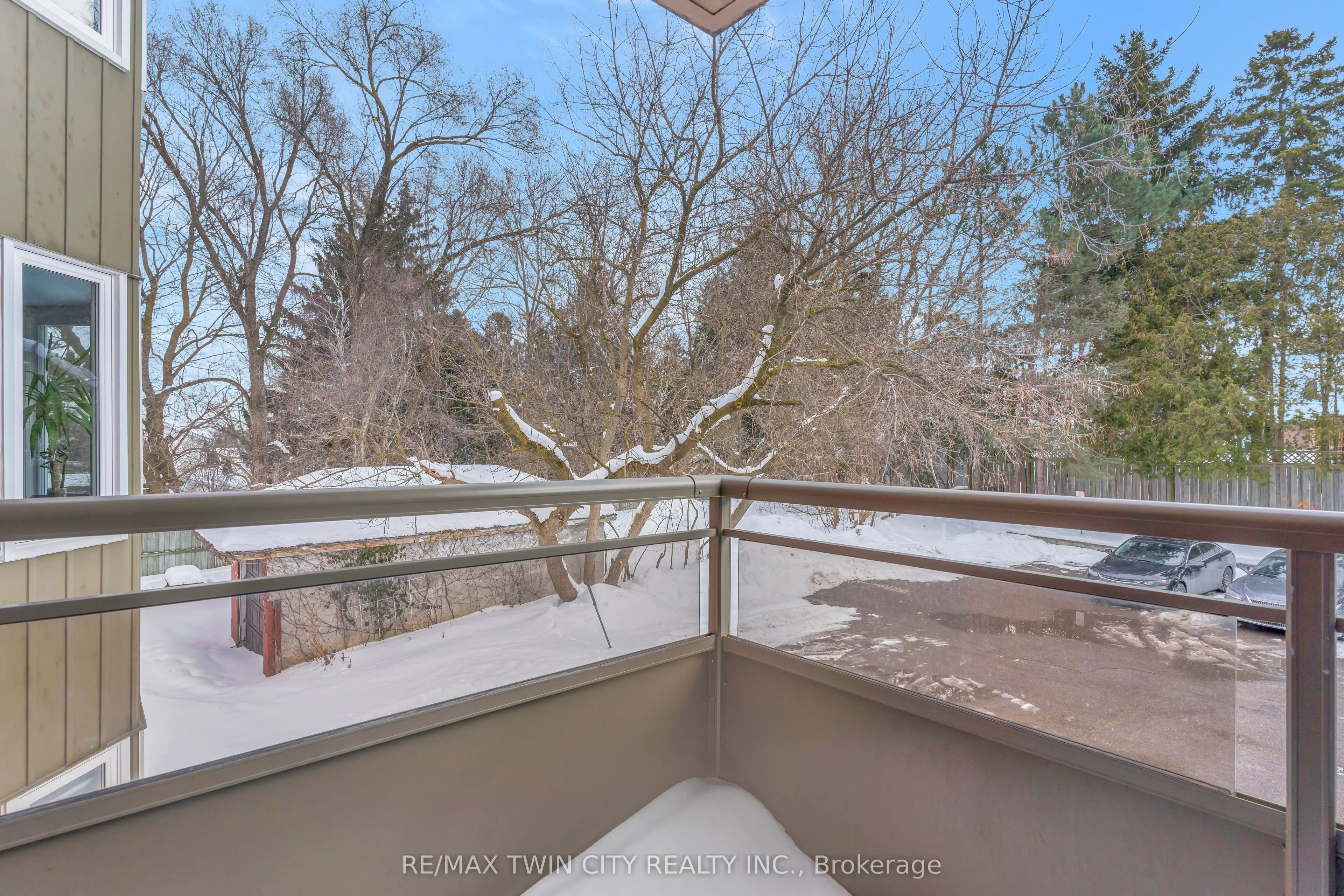 401 Erb Street, #203
