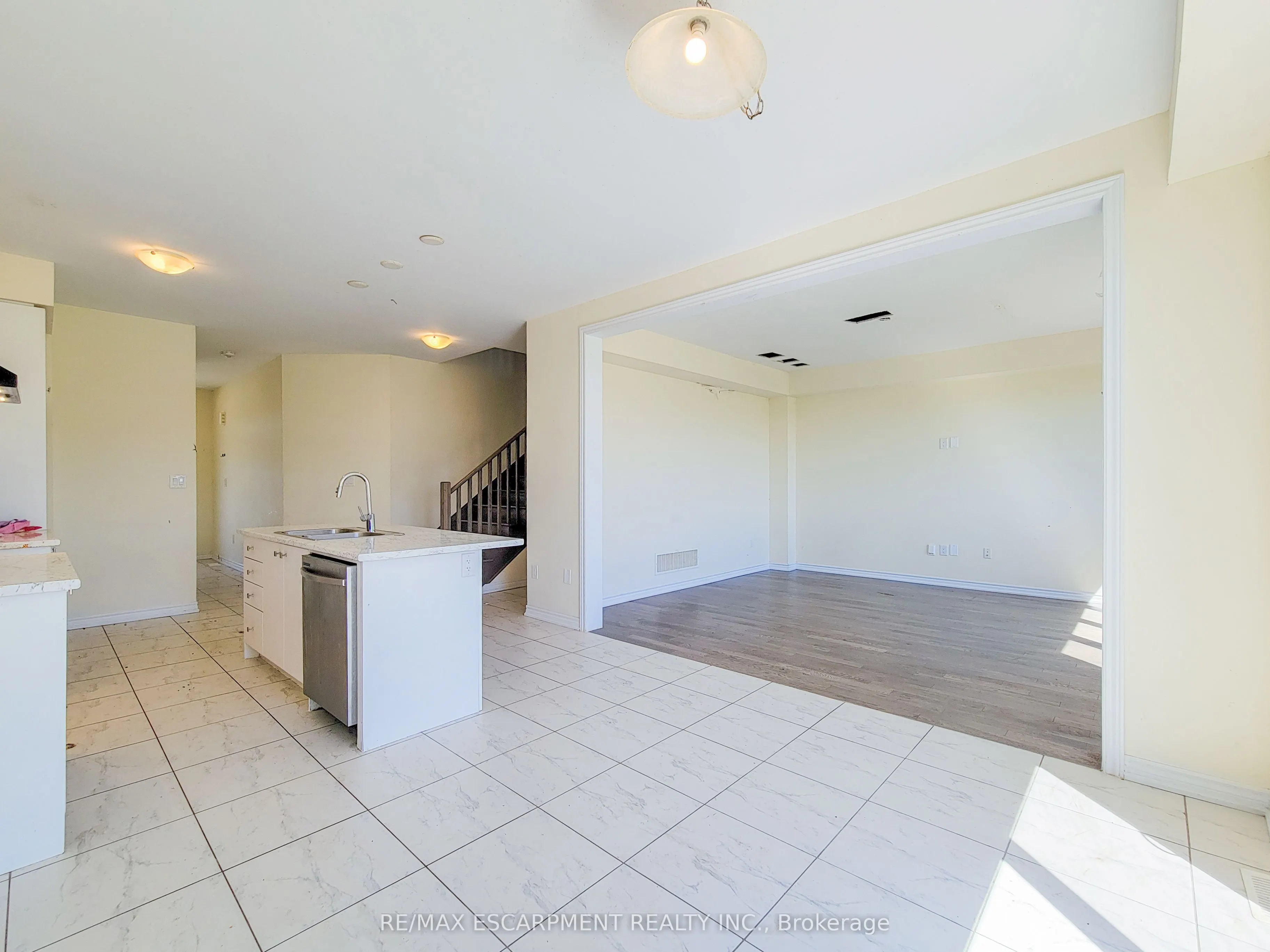 241 Vanilla Trail