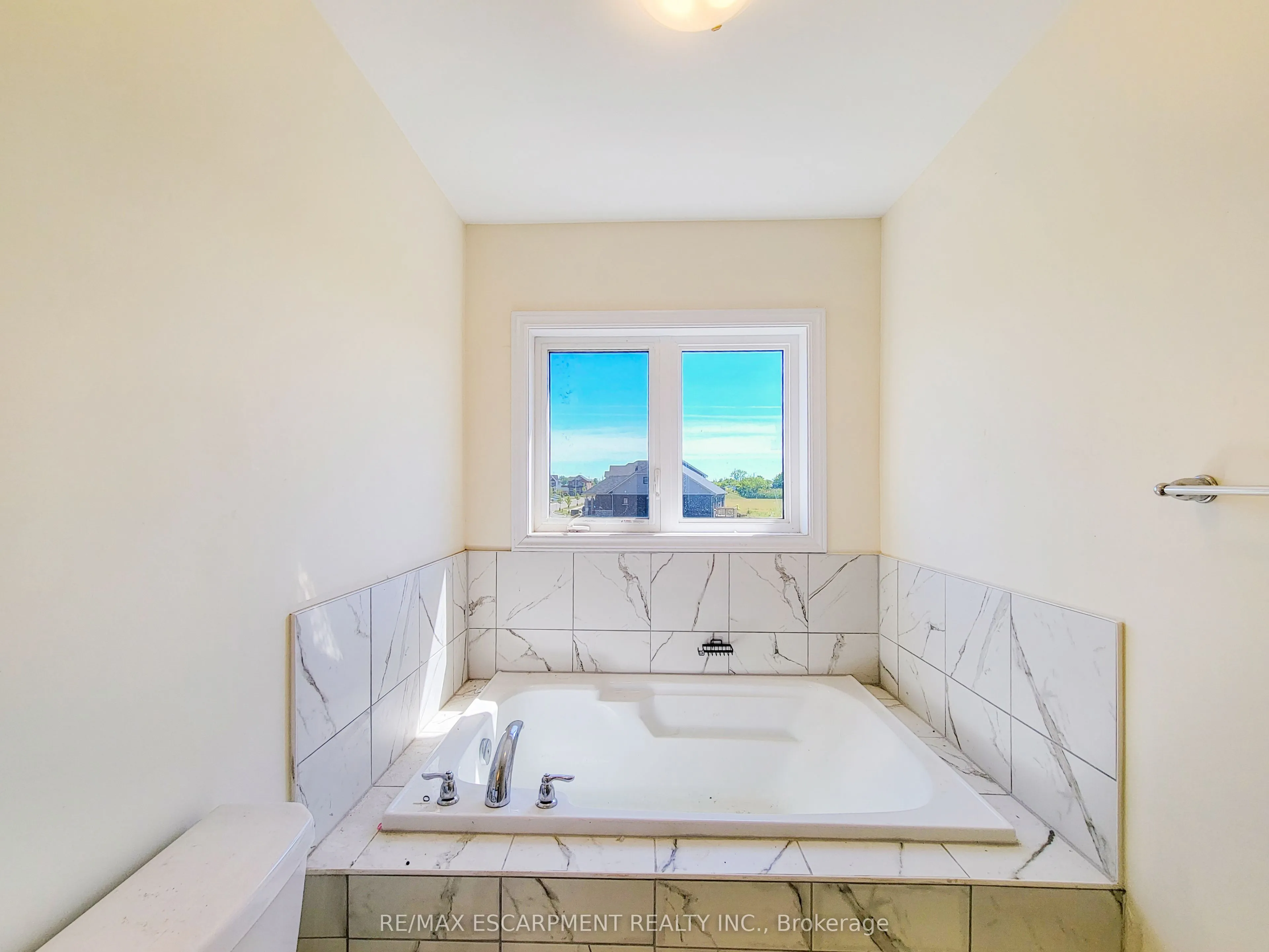 241 Vanilla Trail
