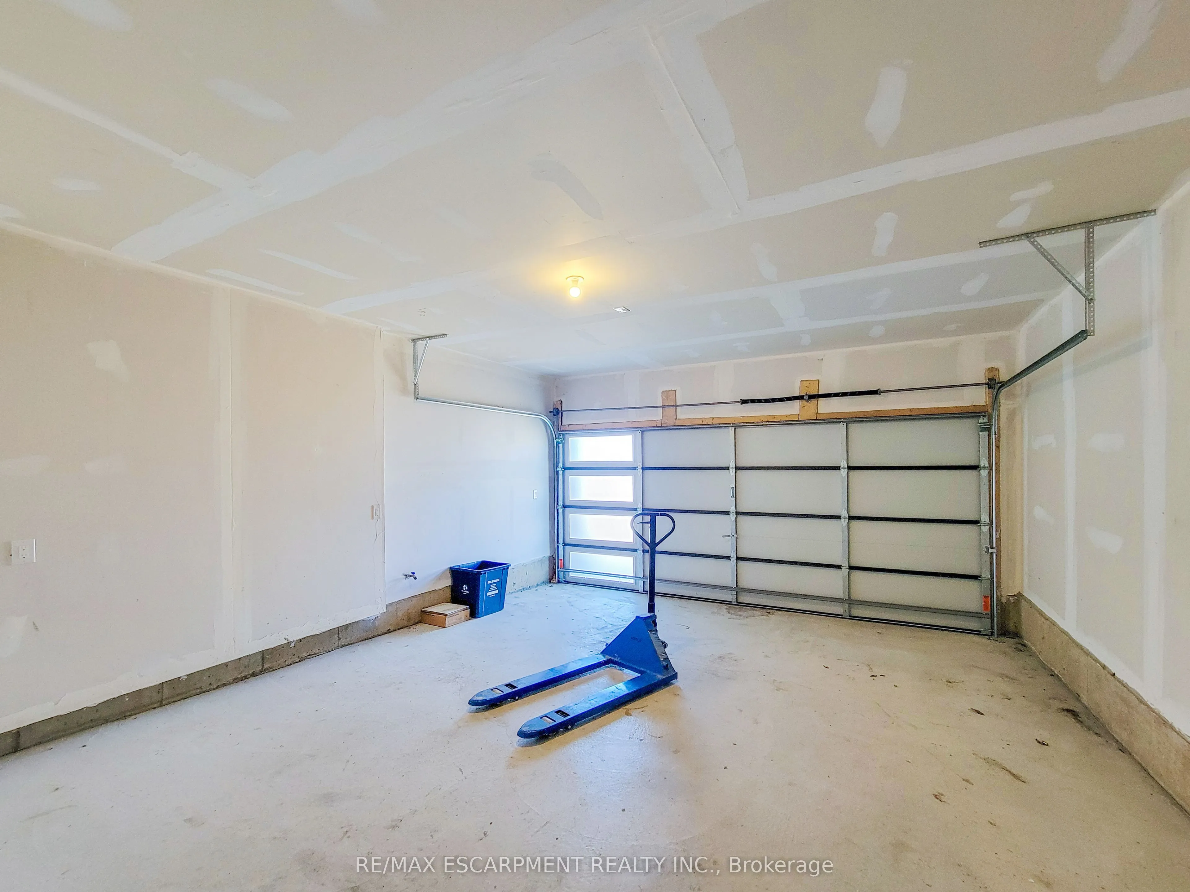 241 Vanilla Trail
