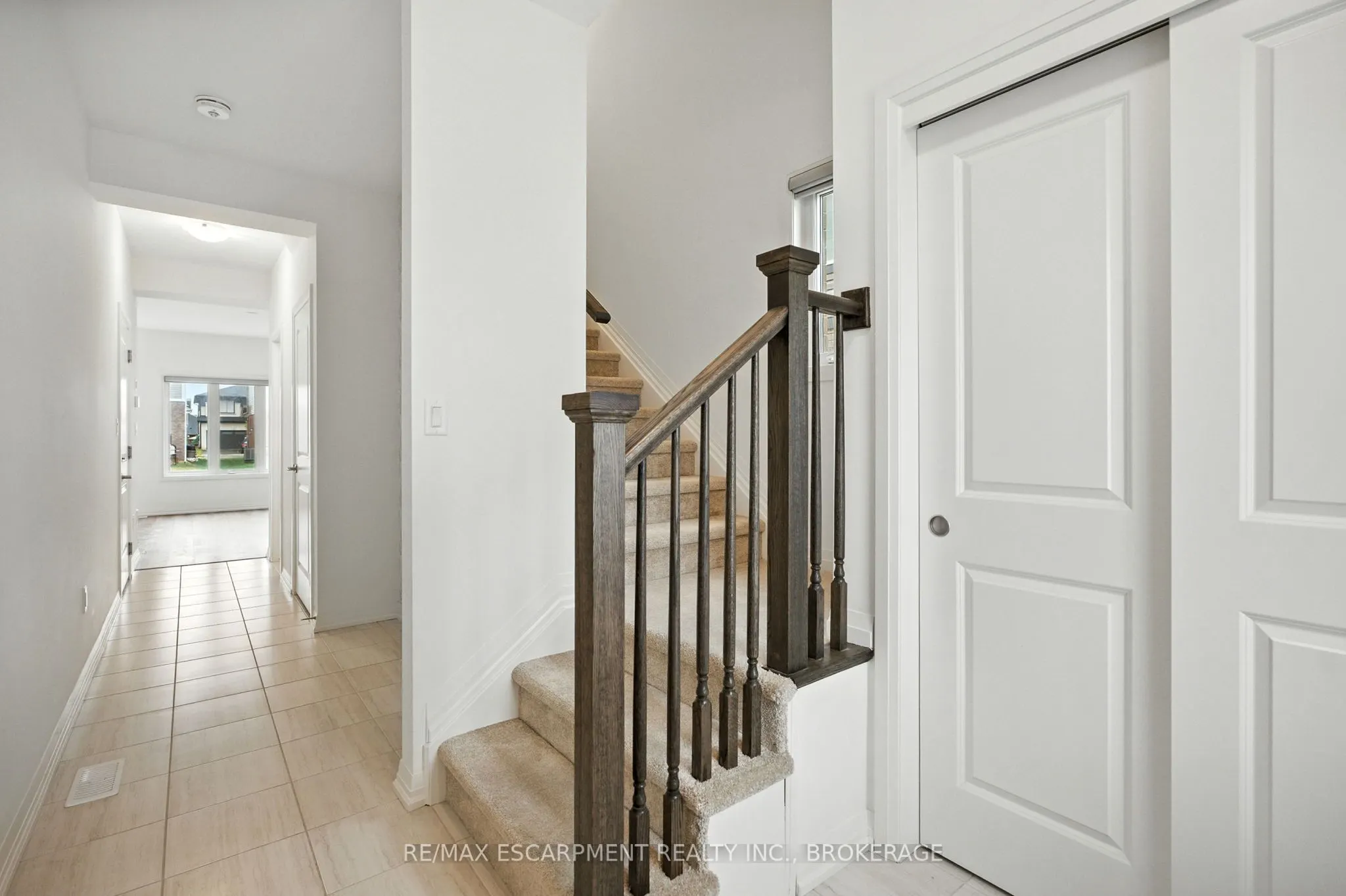 25 Saffron Way