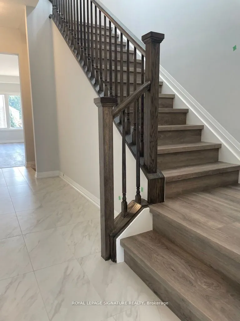 186 Bur Oak Drive