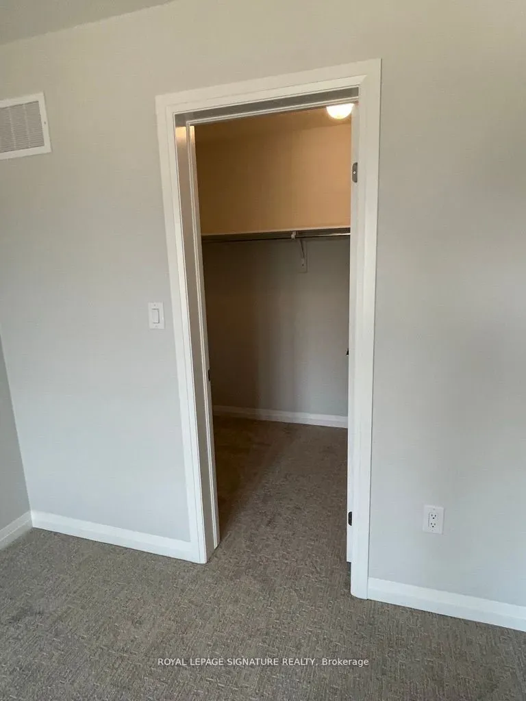 186 Bur Oak Drive