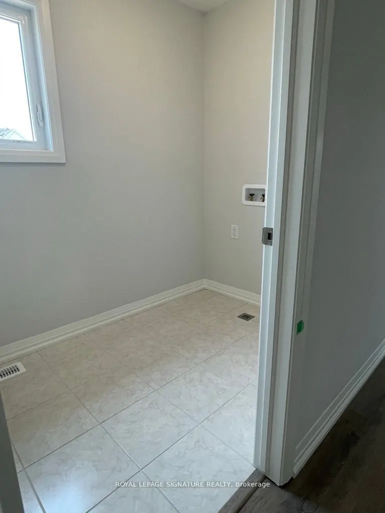 186 Bur Oak Drive