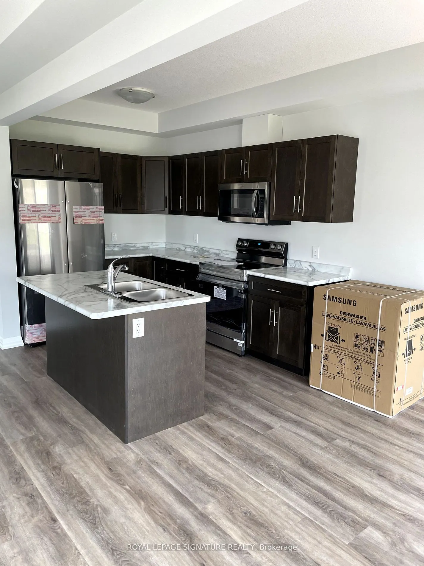 186 Bur Oak Drive