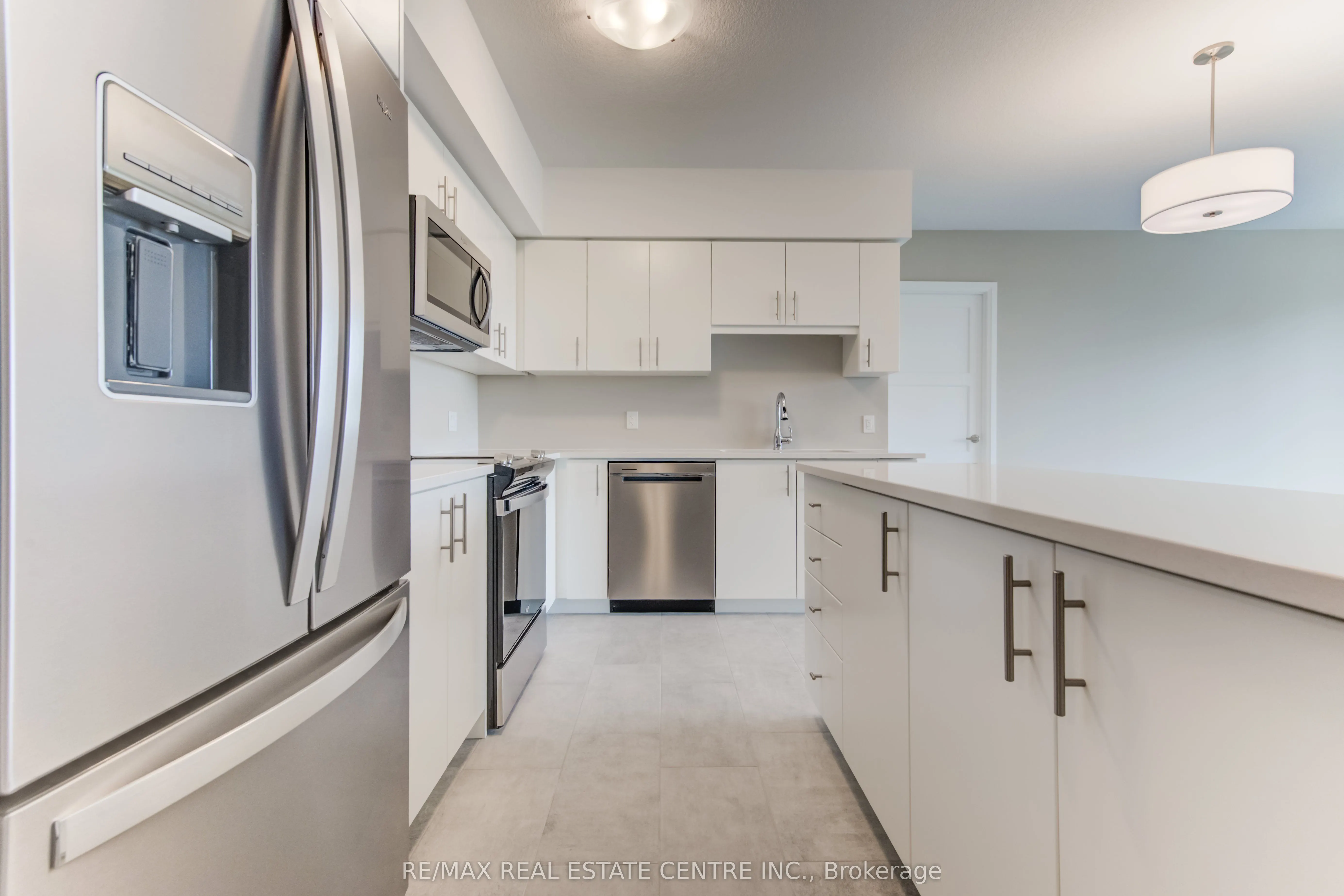 93 Arthur Street S, #1001