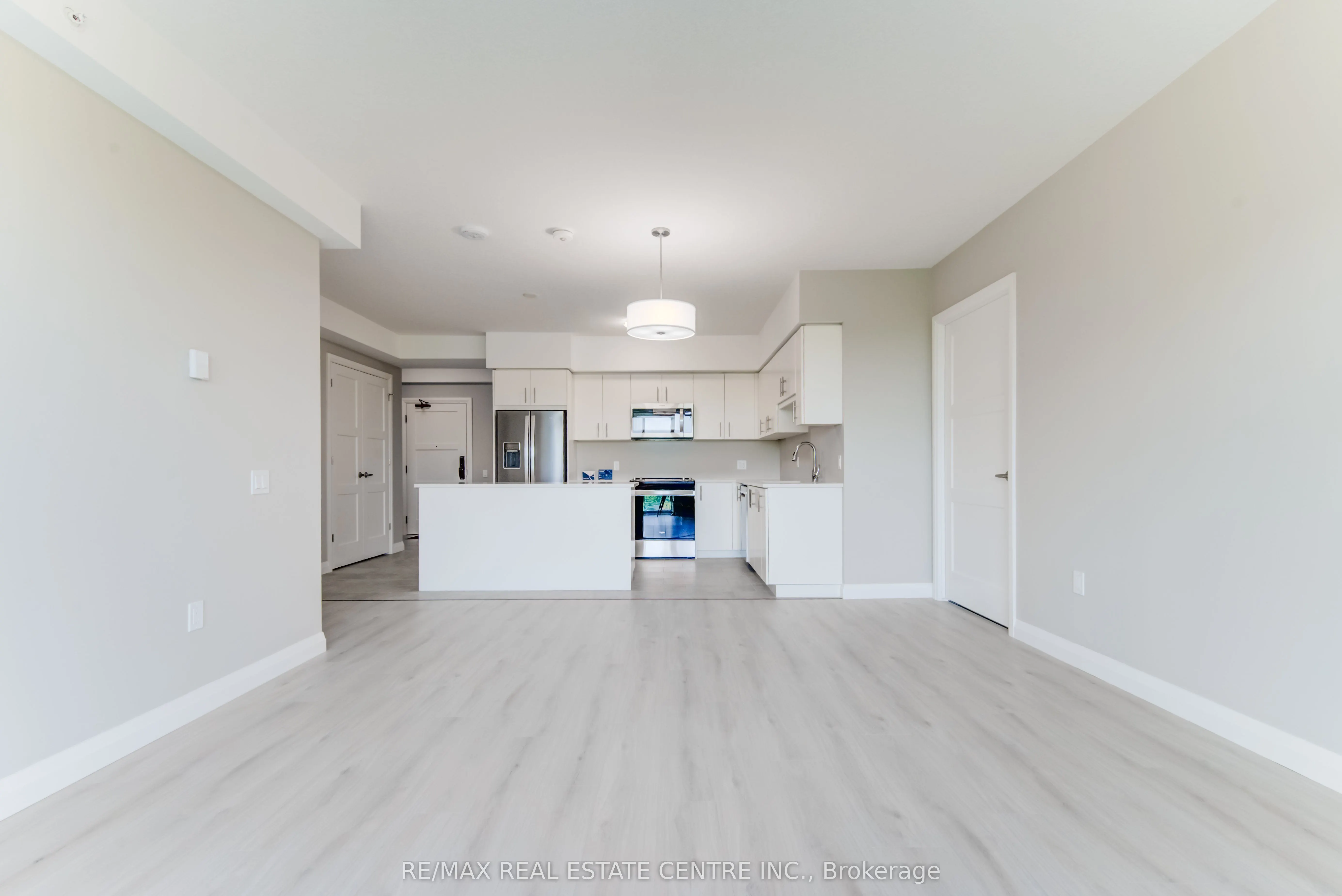 93 Arthur Street S, #1001
