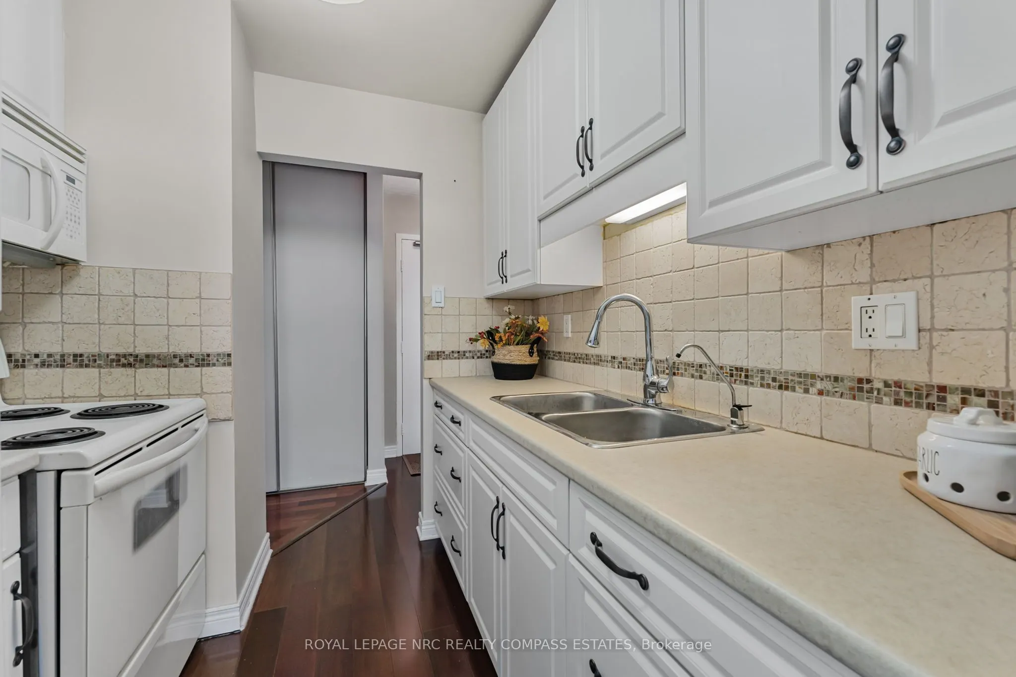 359 Geneva Street, #1008