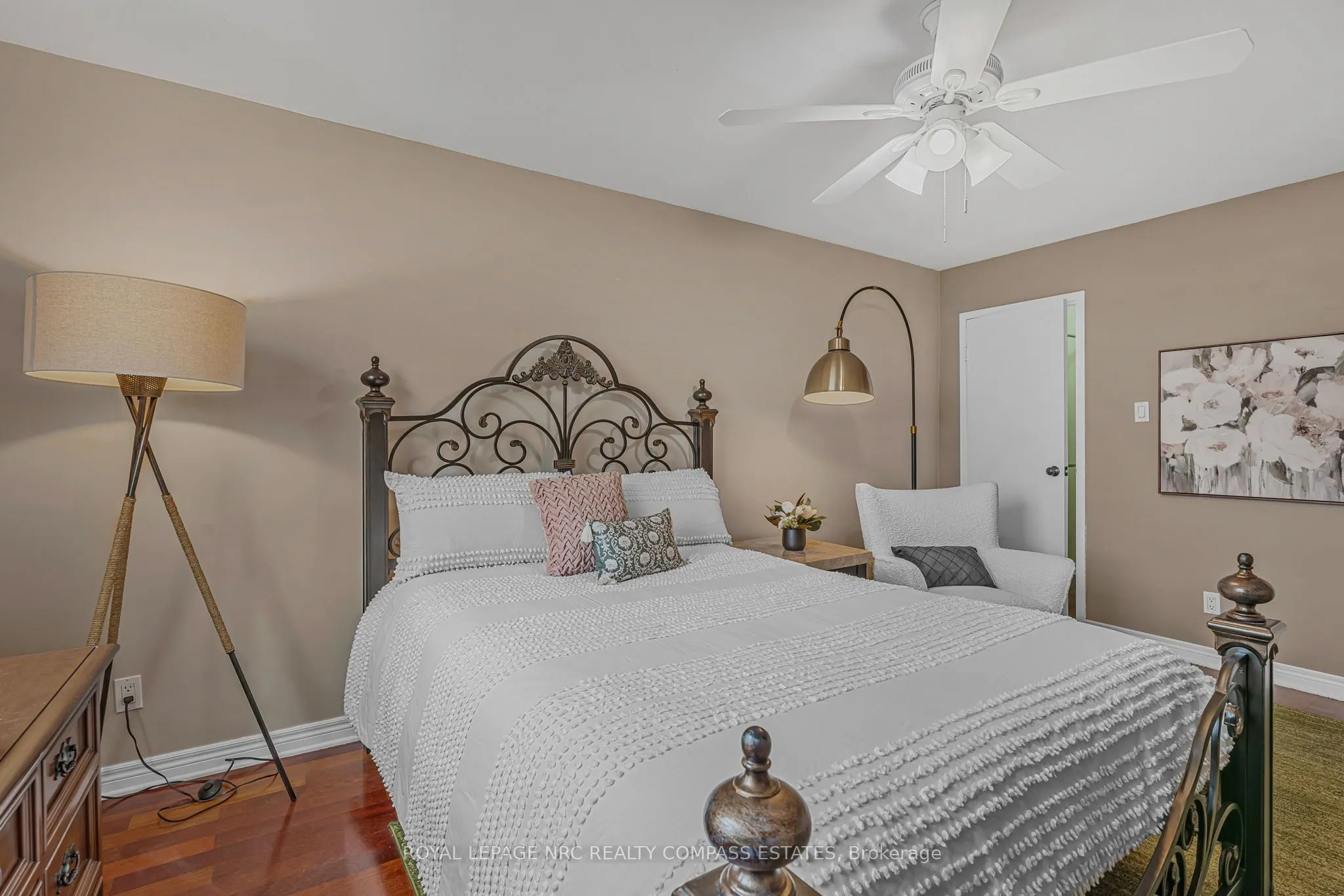 359 Geneva Street, #1008