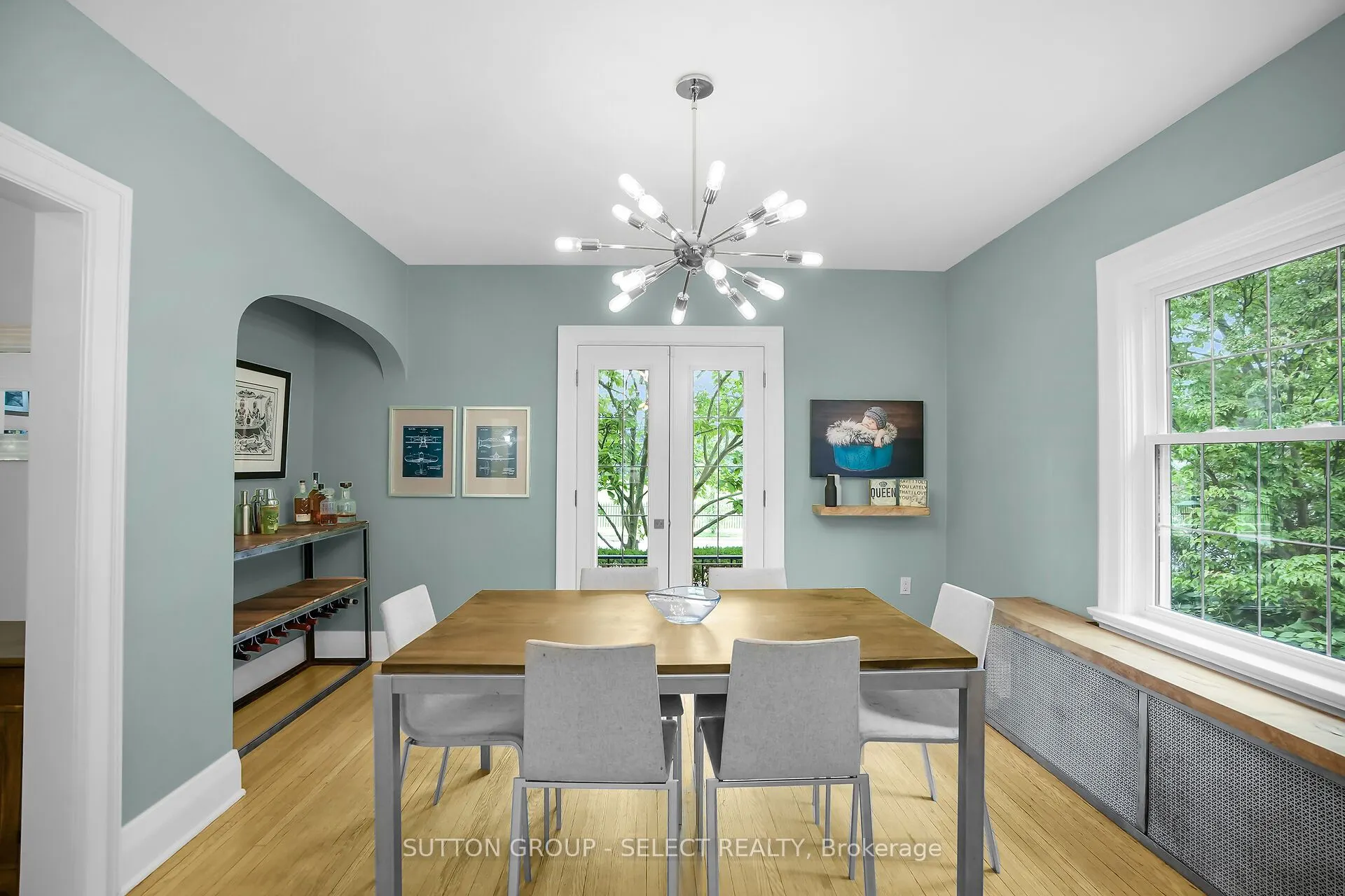 383 Huron Street