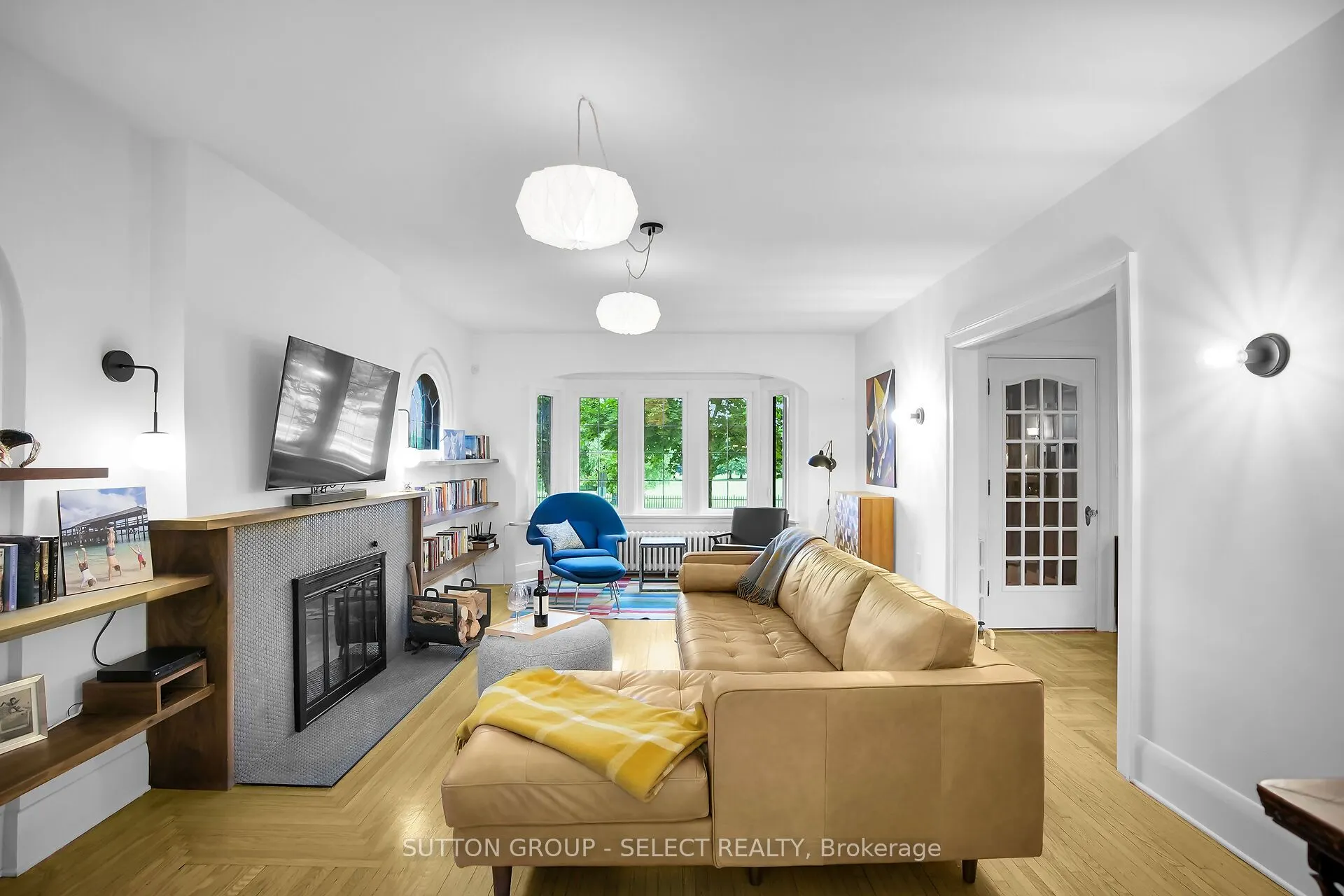 383 Huron Street