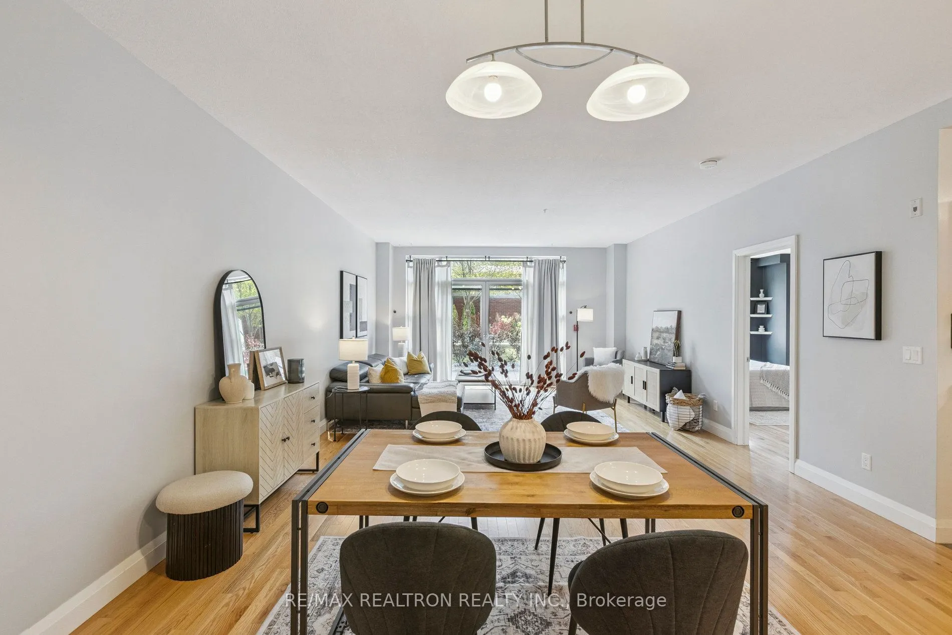 165 Duke Street E, #111