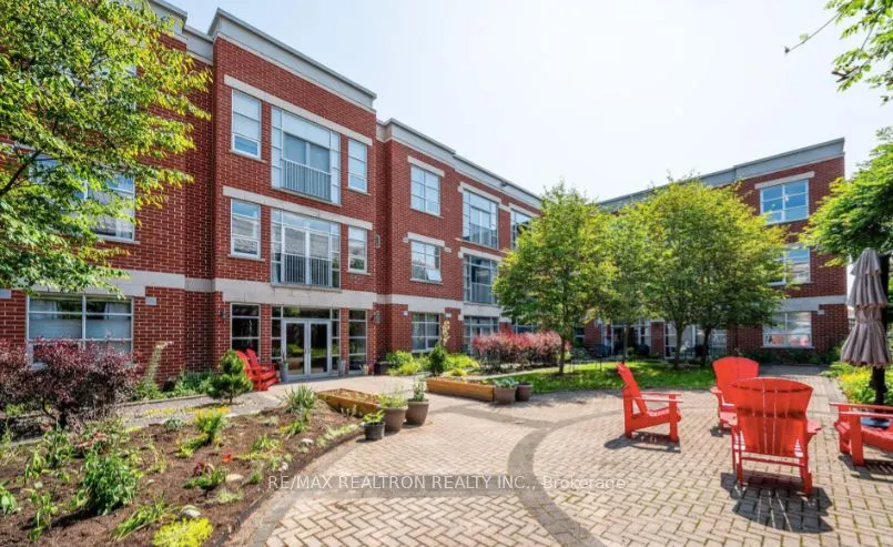 165 Duke Street E, #111