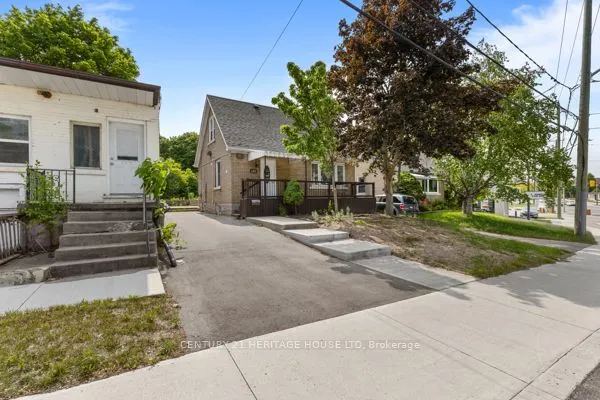 181 Highland Road E