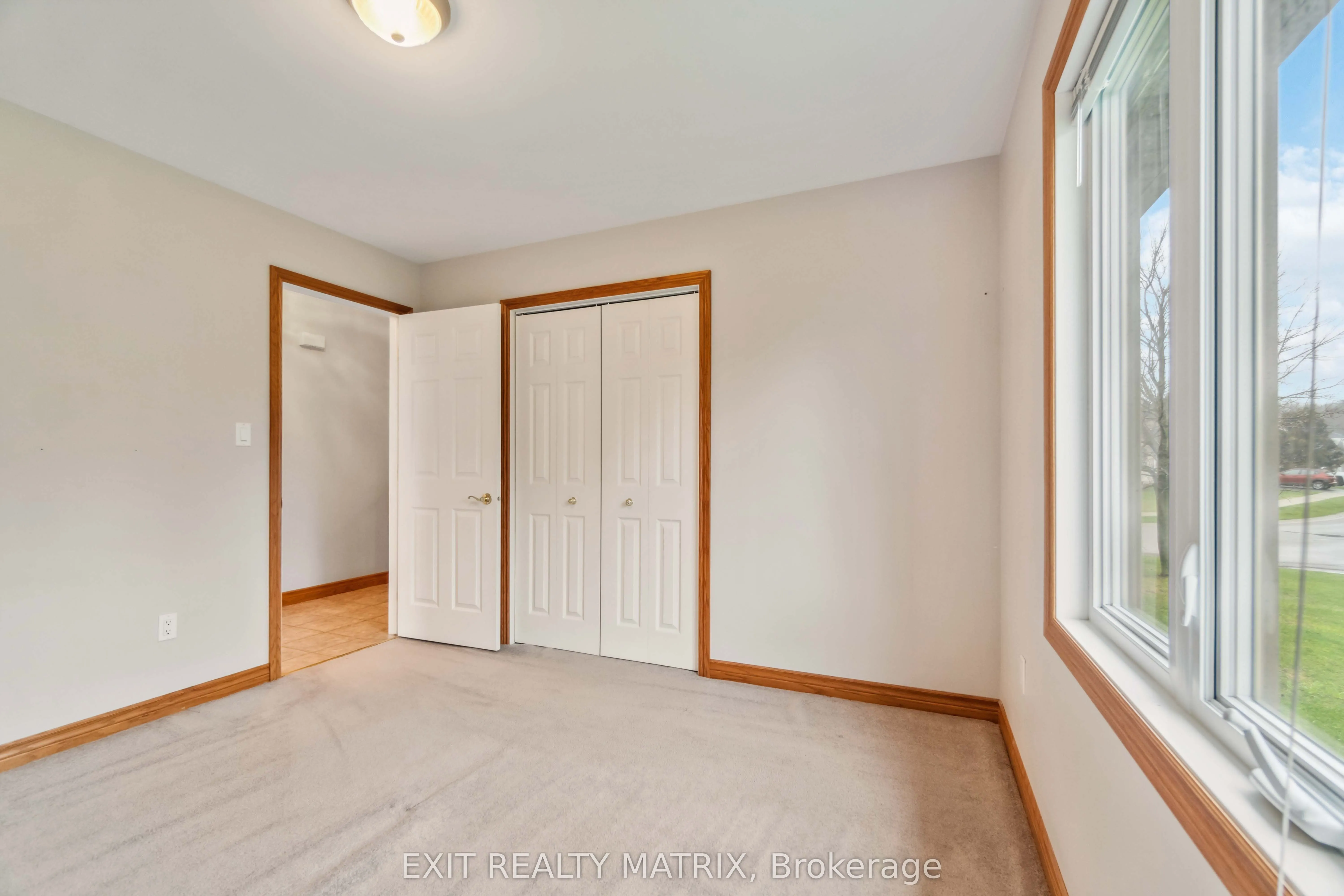 145 Garfield Street S