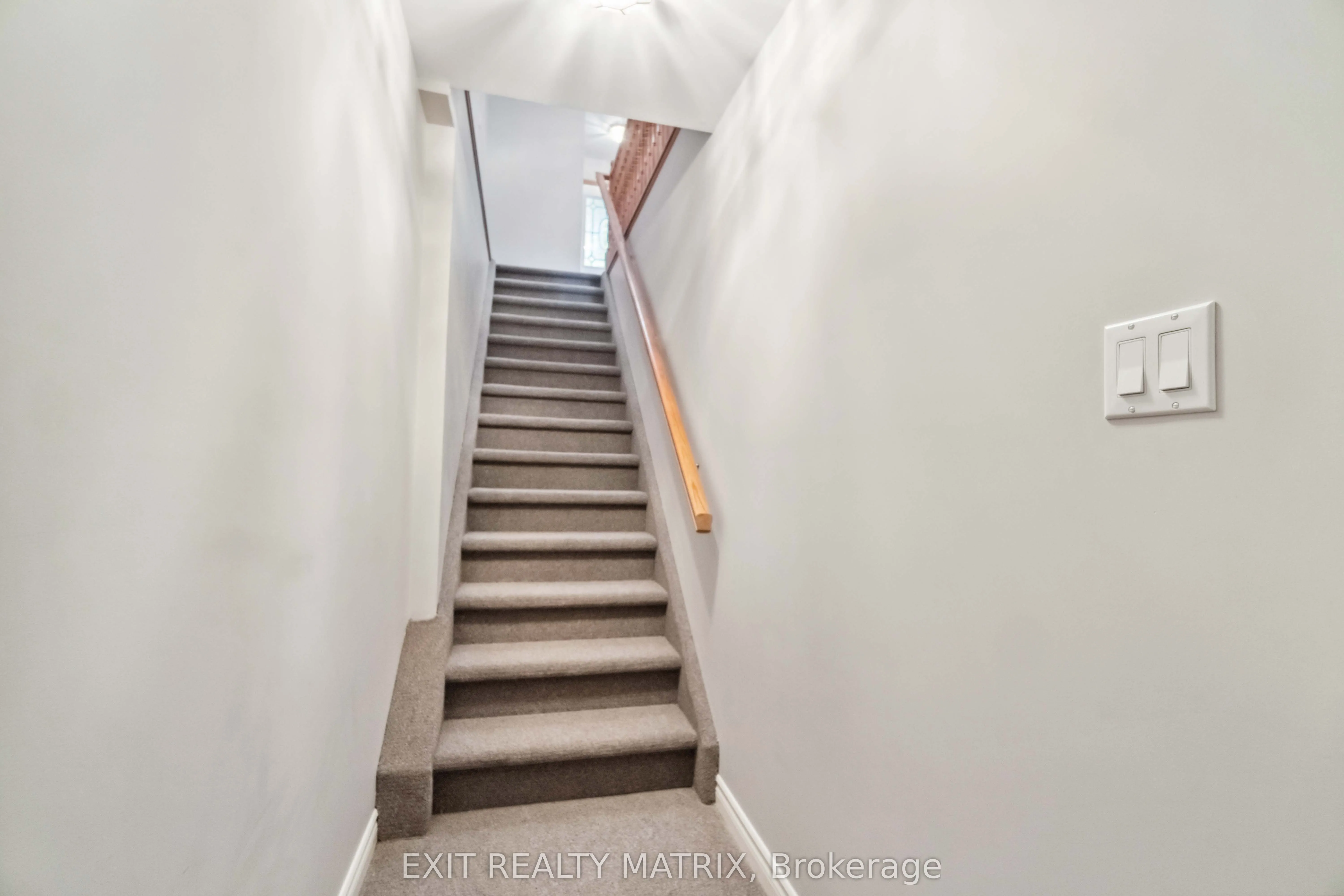 145 Garfield Street S