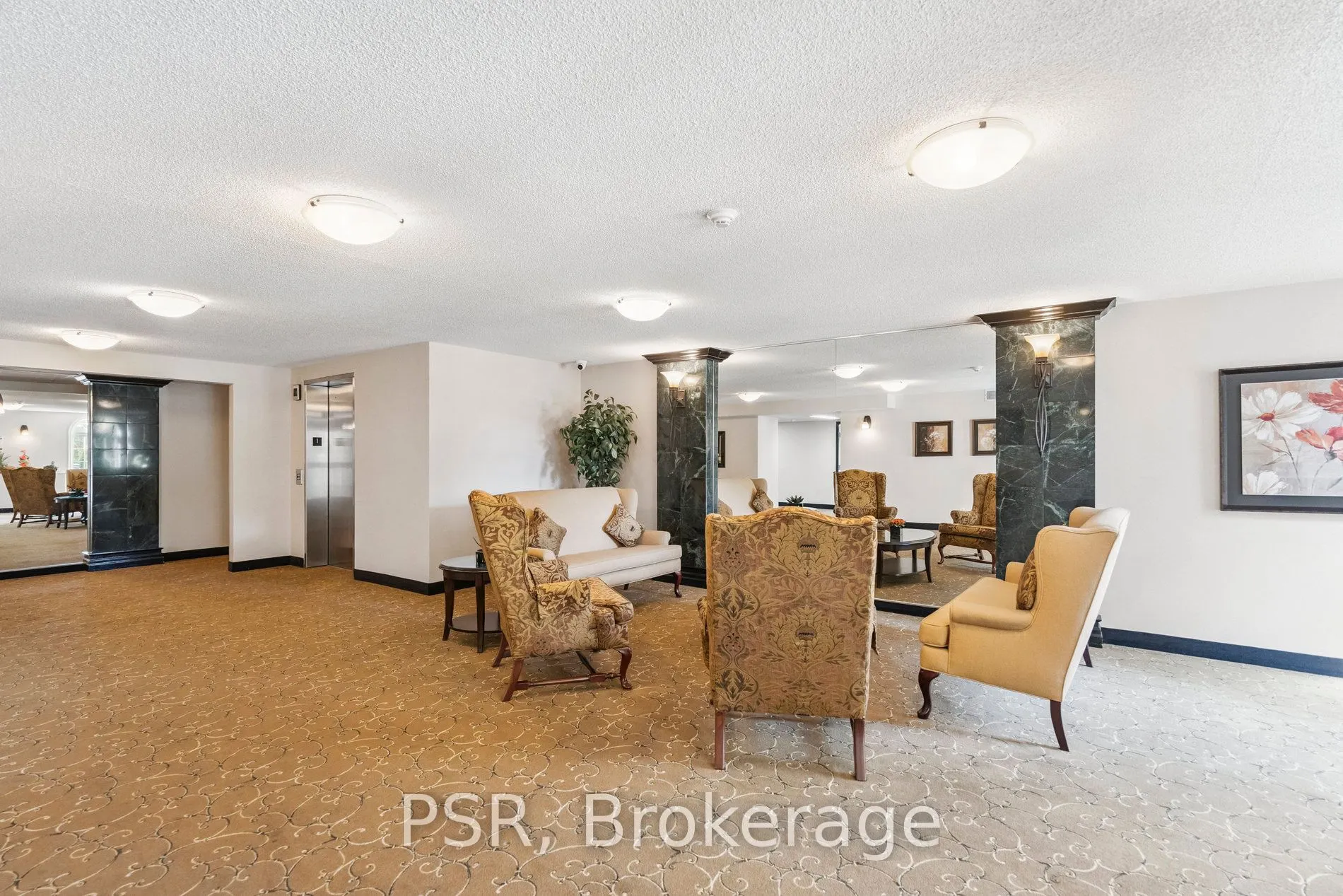 970 Golf Links Road, #302