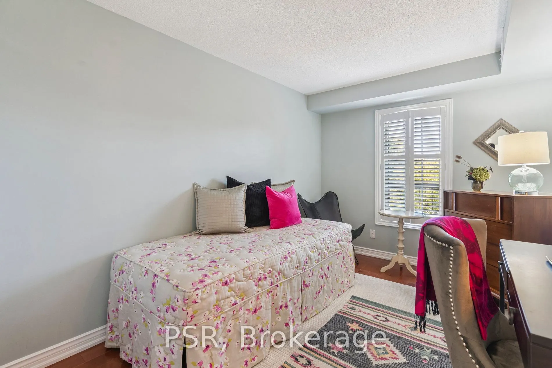 970 Golf Links Road, #302