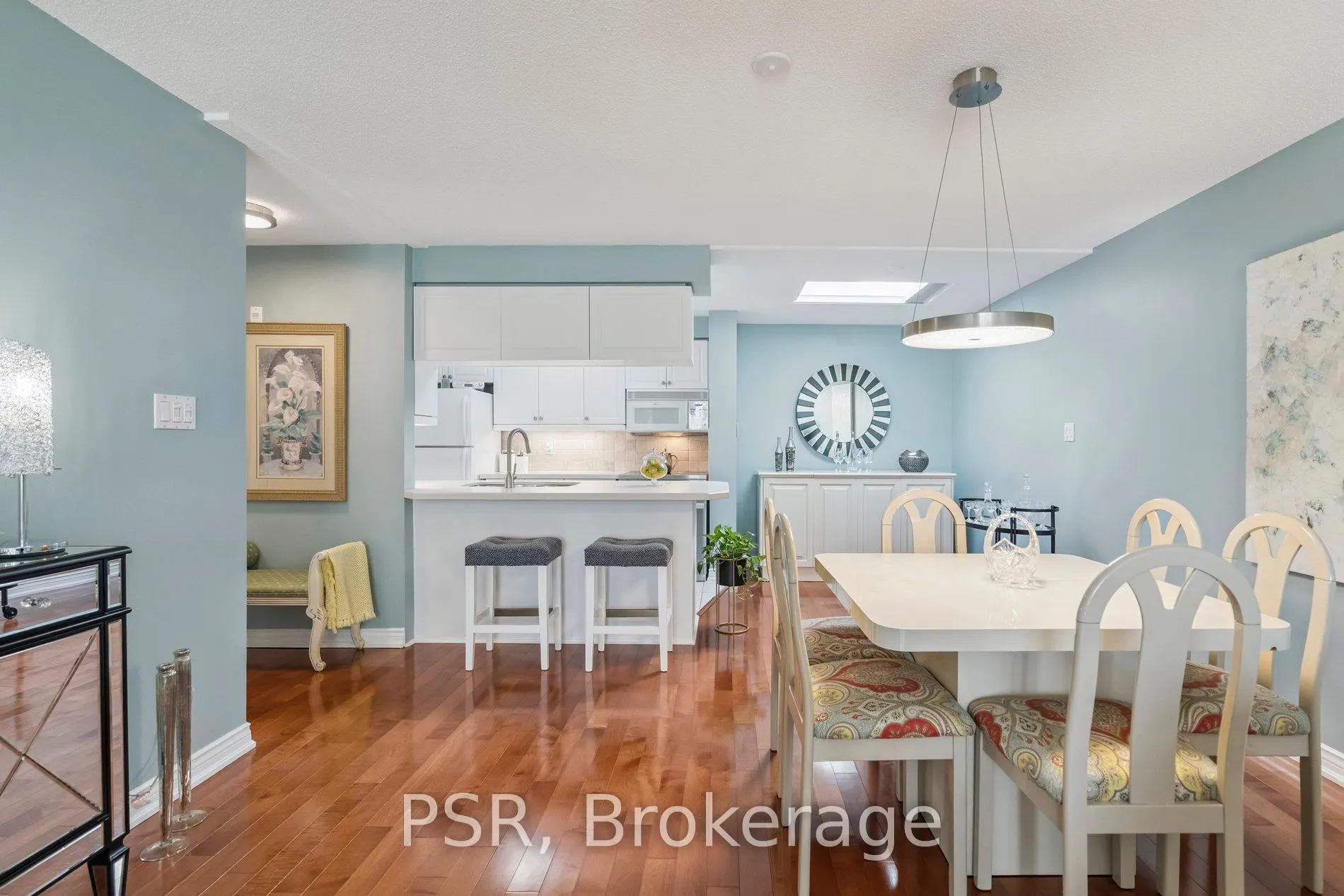 970 Golf Links Road, #302
