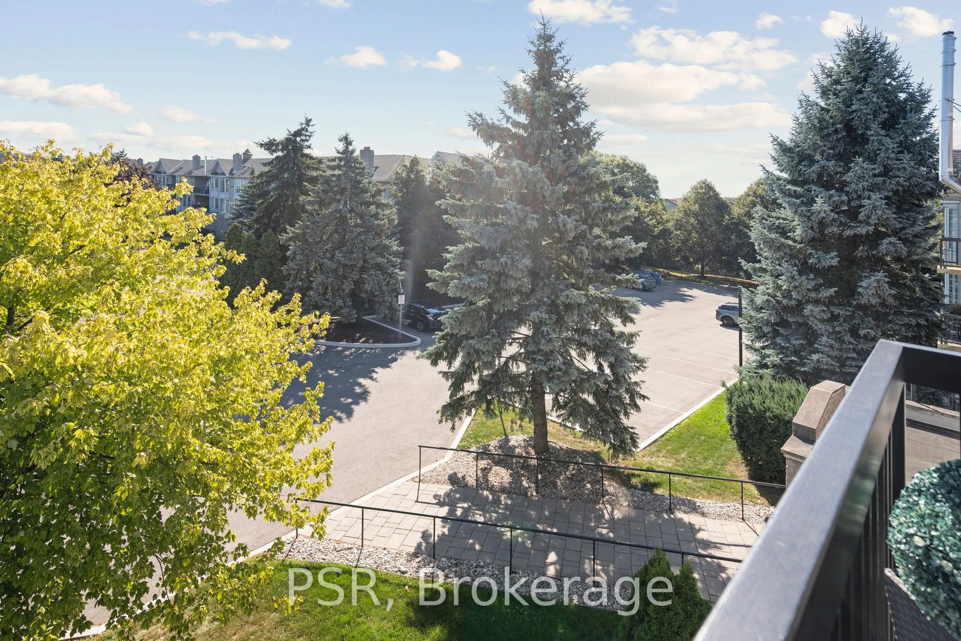 970 Golf Links Road, #302