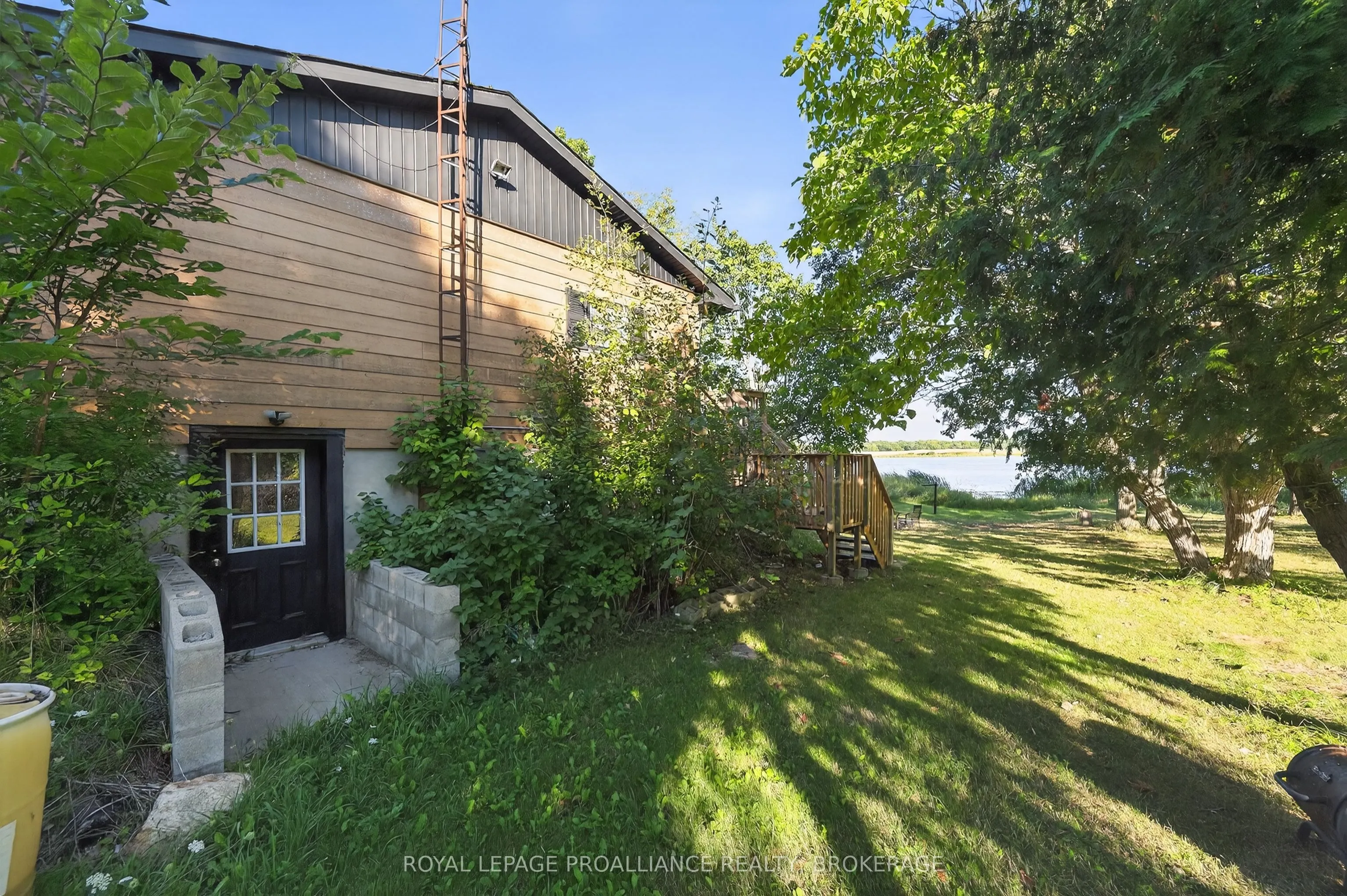 225 Johnson Bay Lane