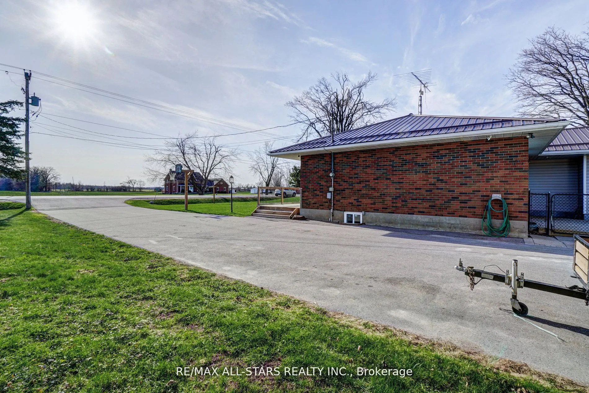904 Eldon Road