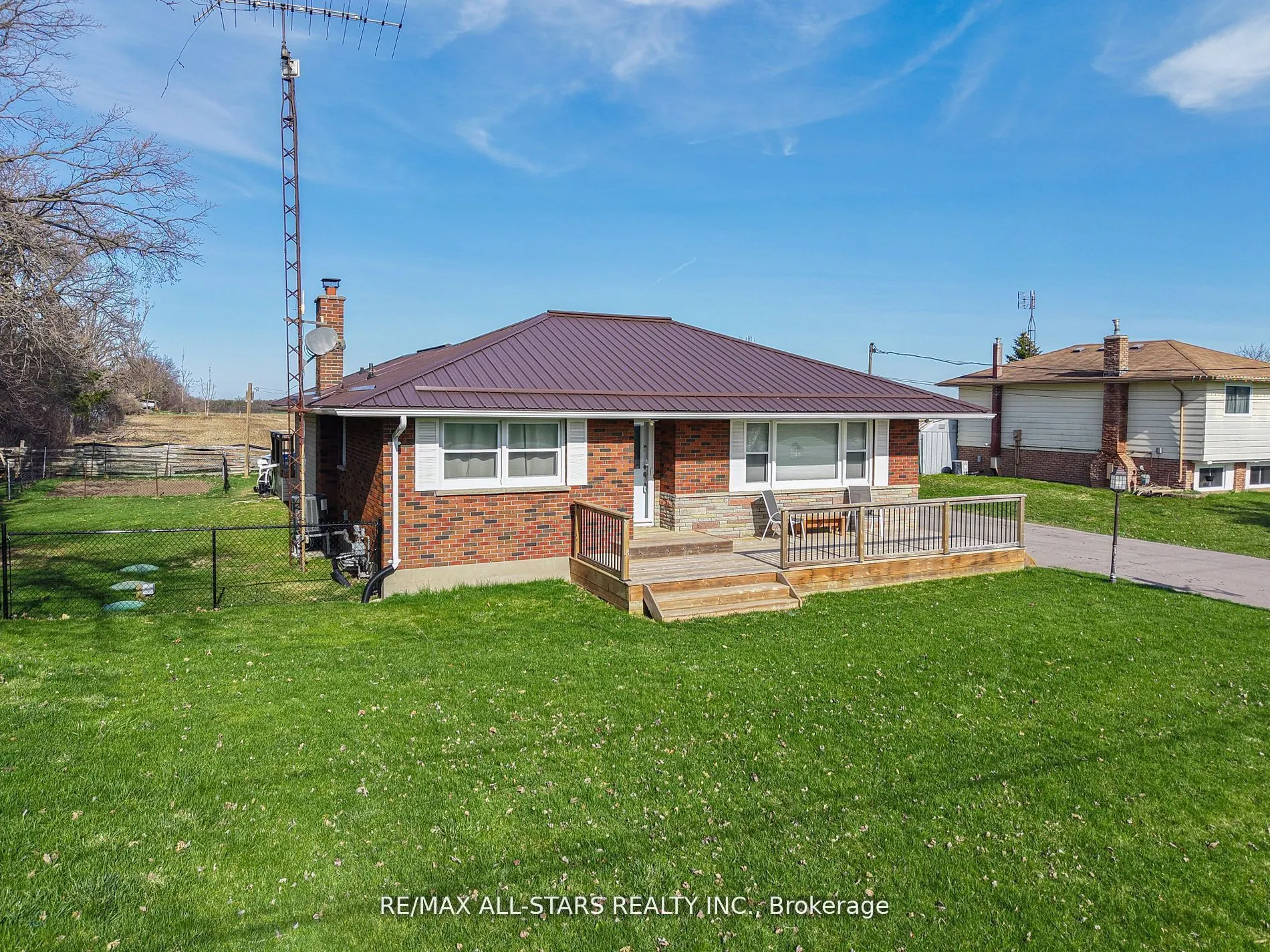 904 Eldon Road