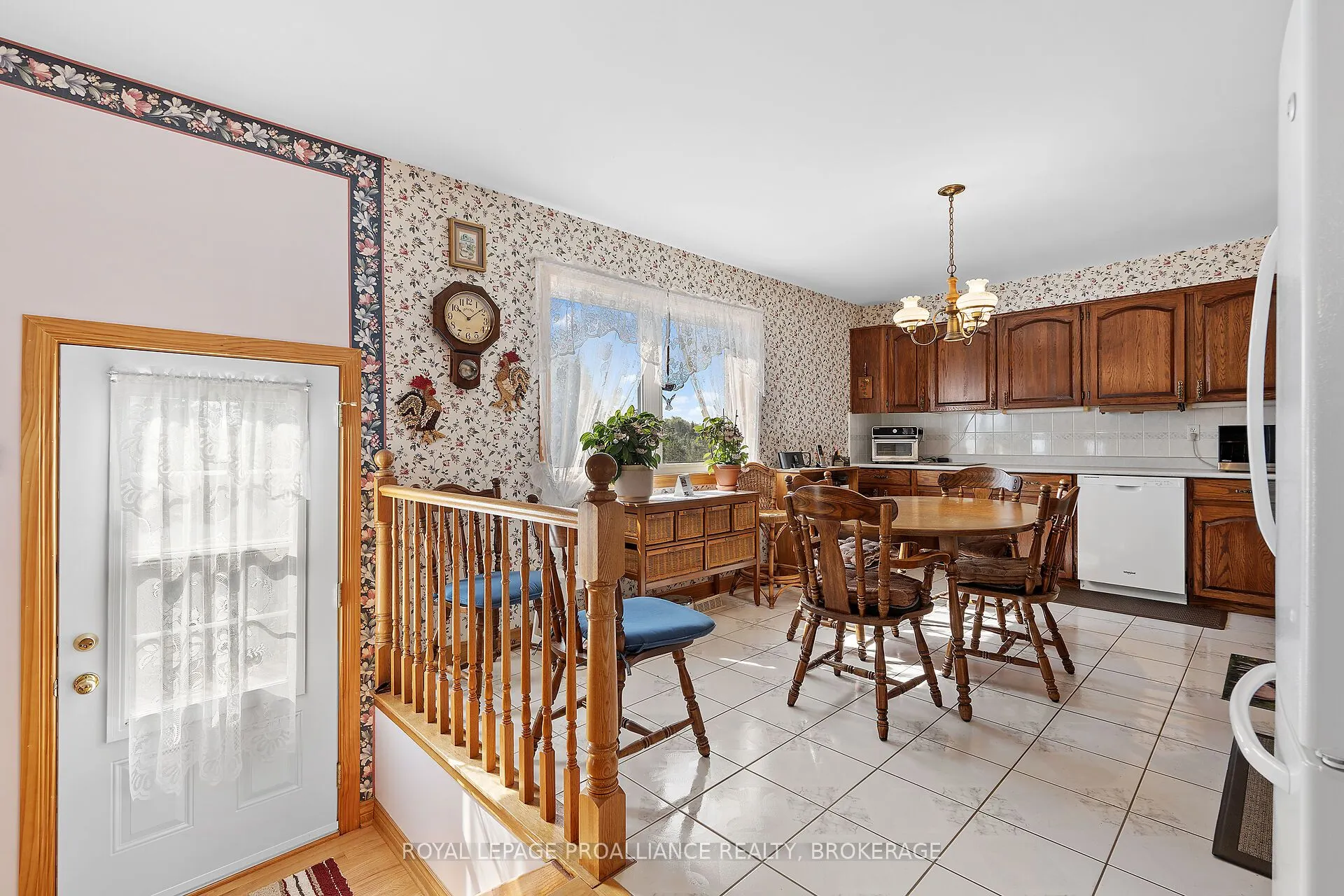 536 Braeside Crescent
