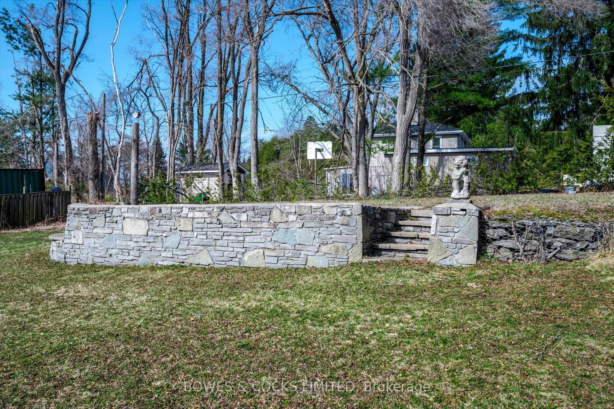 1695 Killoran Road