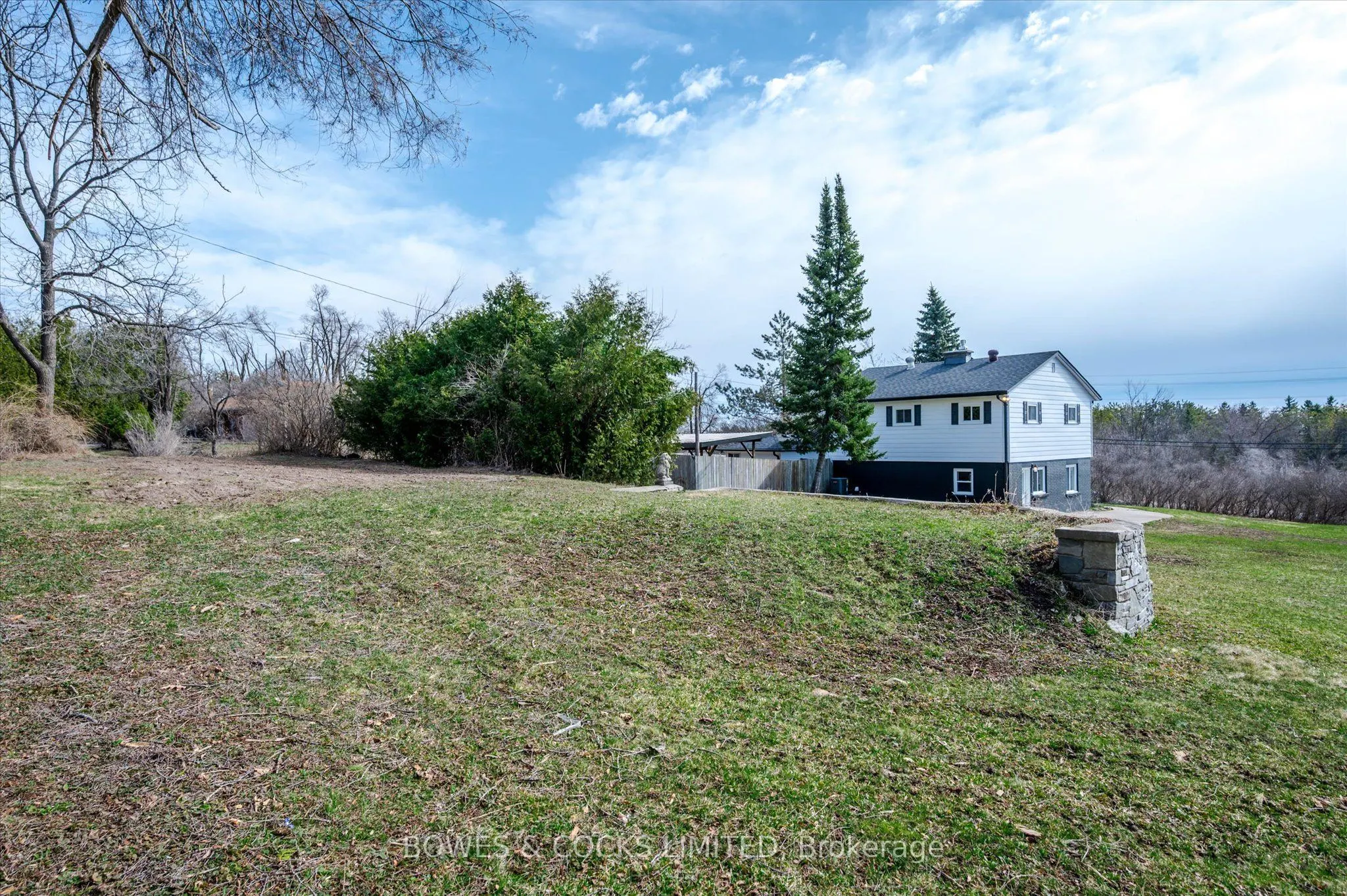 1695 Killoran Road