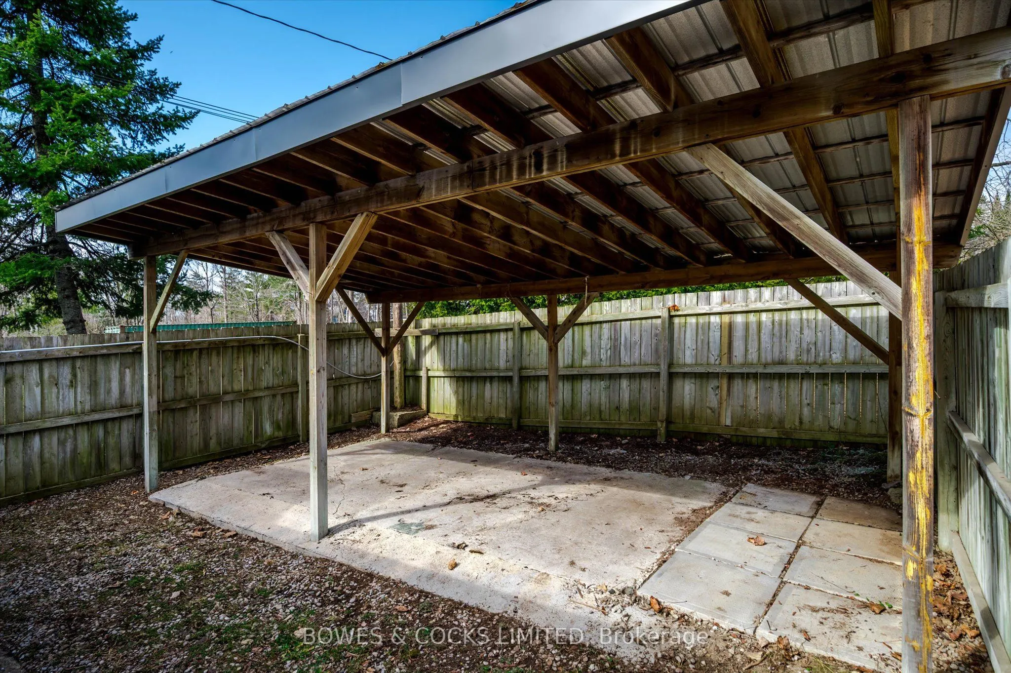 1695 Killoran Road