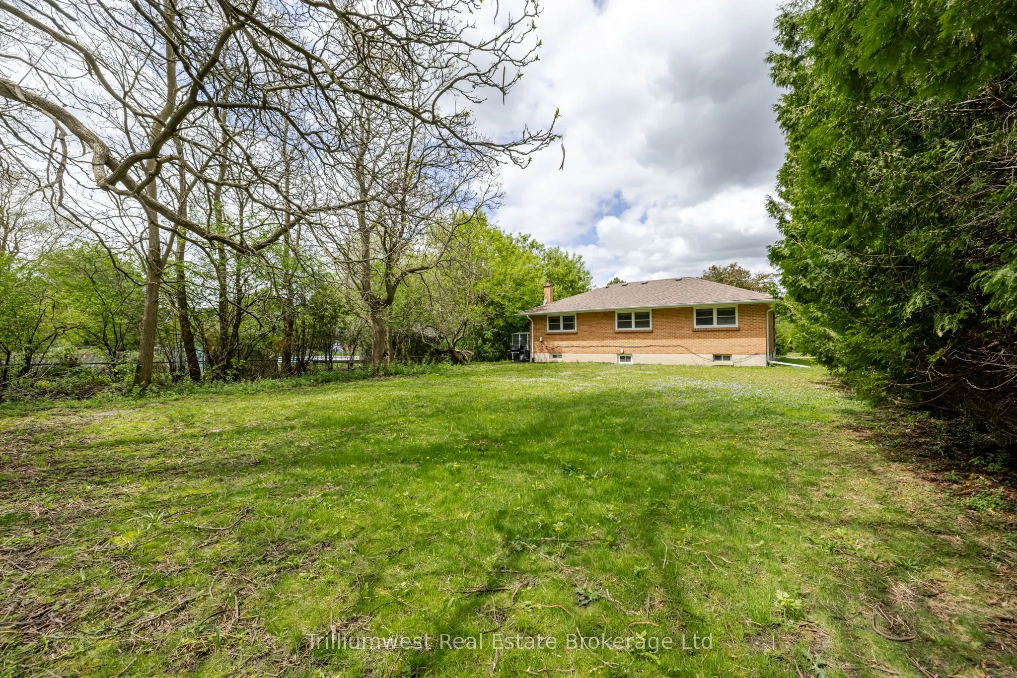 284 Trott Drive, #B1