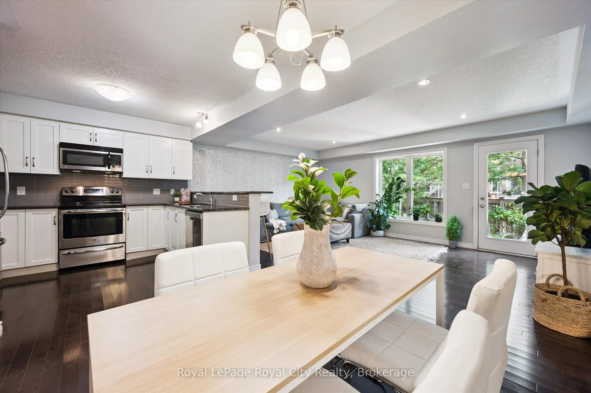 167 Arkell Road, #16
