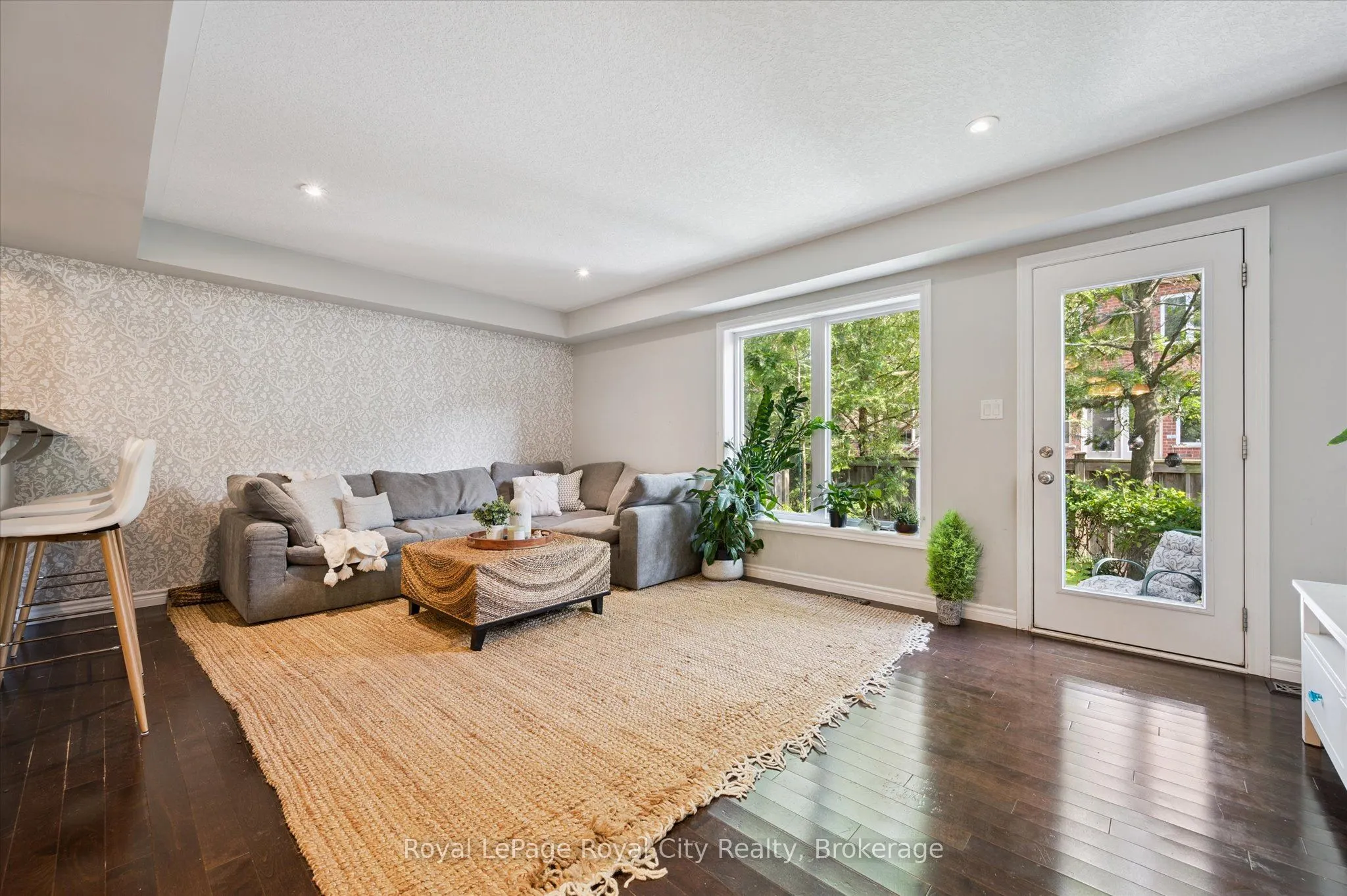 167 Arkell Road, #16