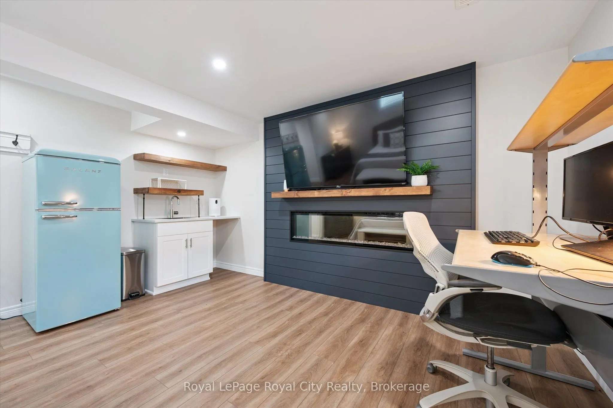 167 Arkell Road, #16