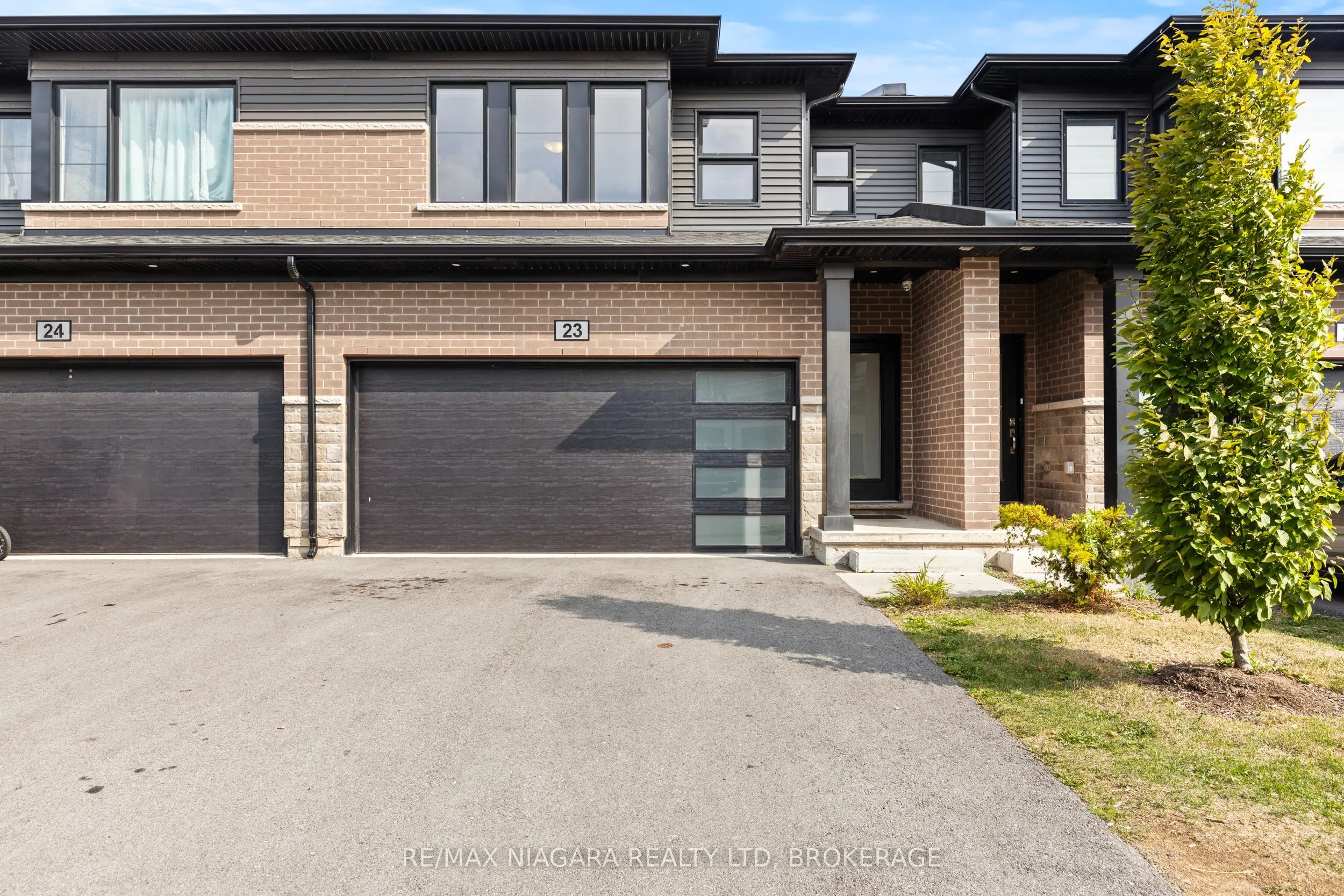 4552 Portage Road, #23