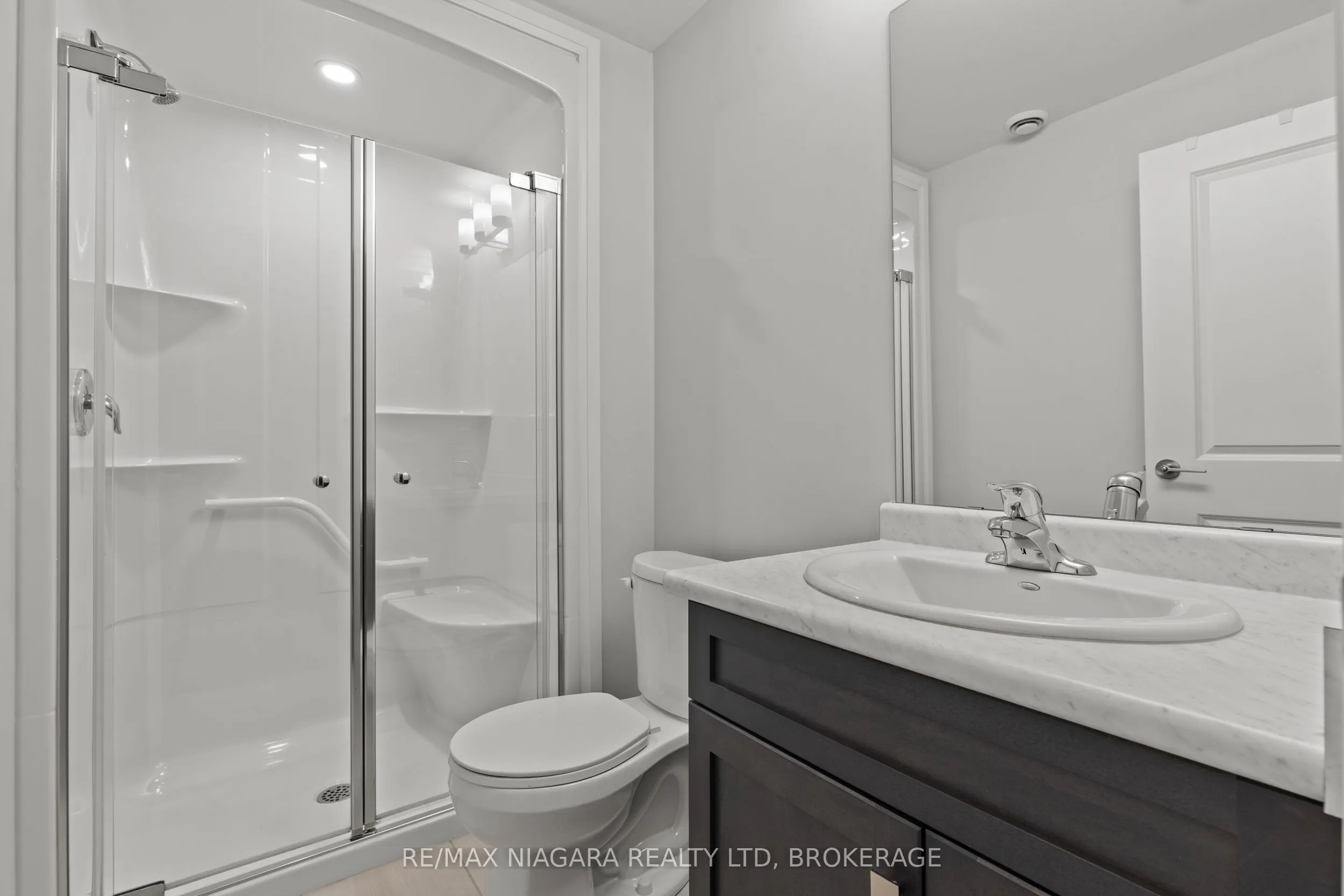 4552 Portage Road, #23